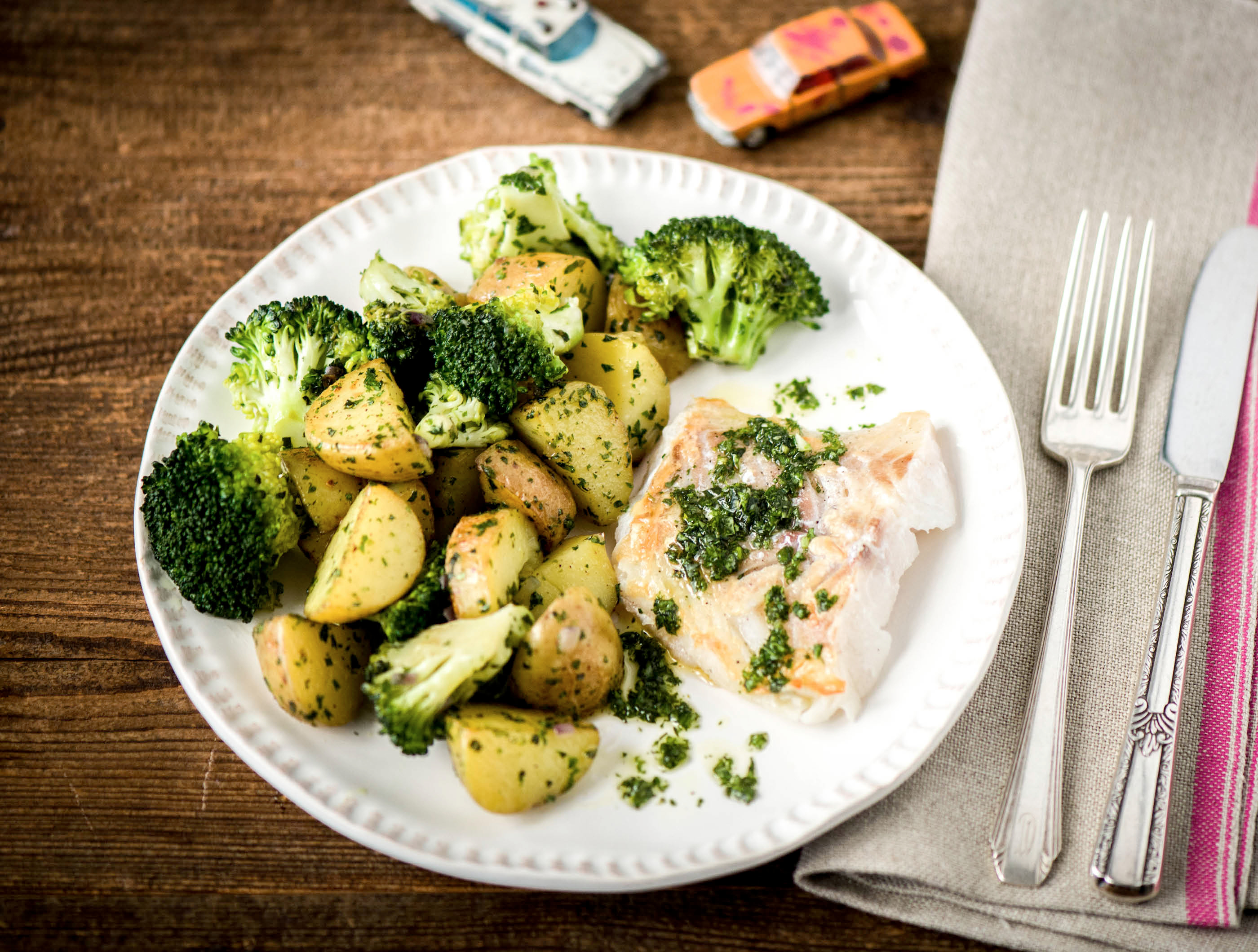 Kabeljauw met broccoli en kruidenolie