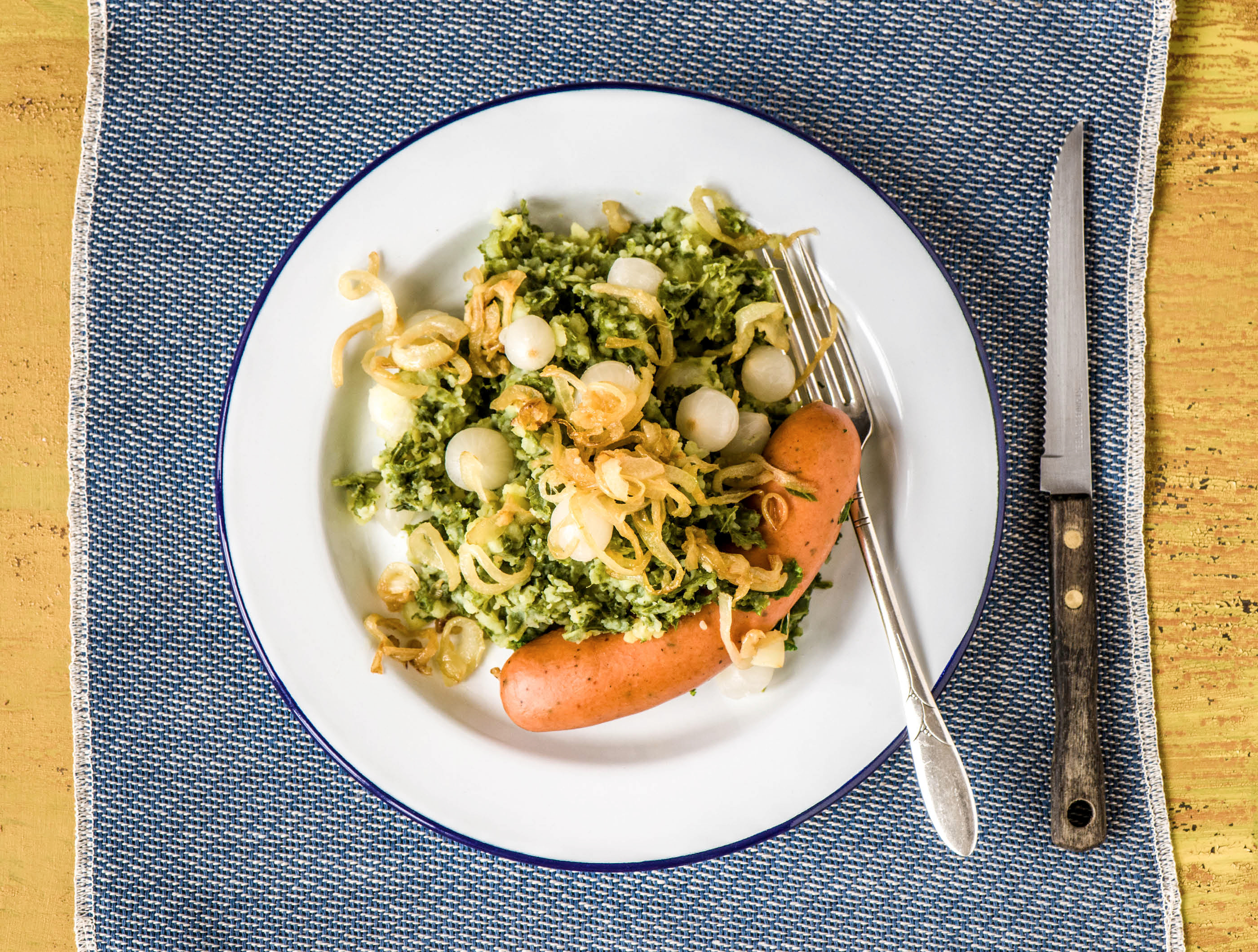 Klassieke boerenkoolstamppot met rookworst