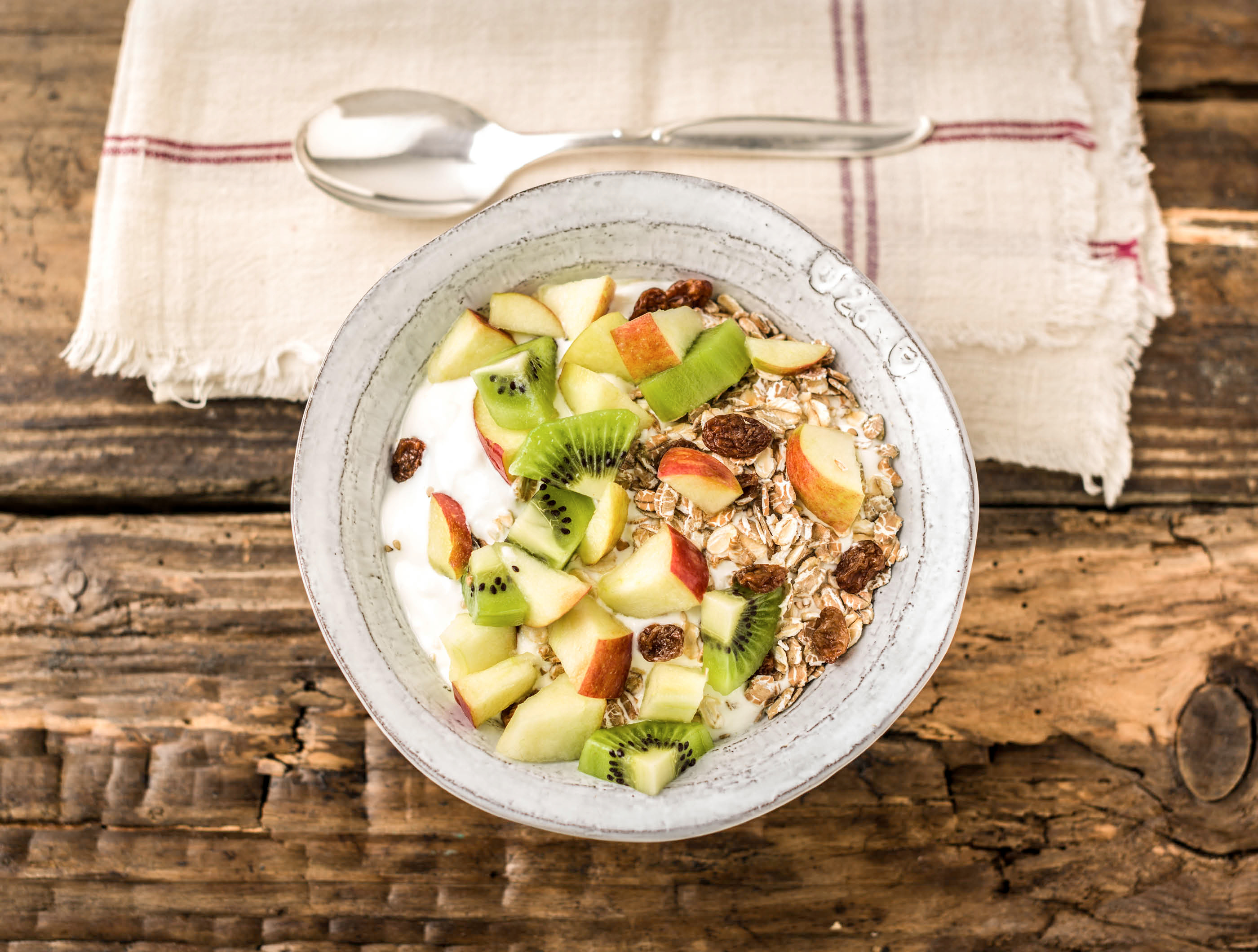 Turkse yoghurt met appel, kiwi en granola