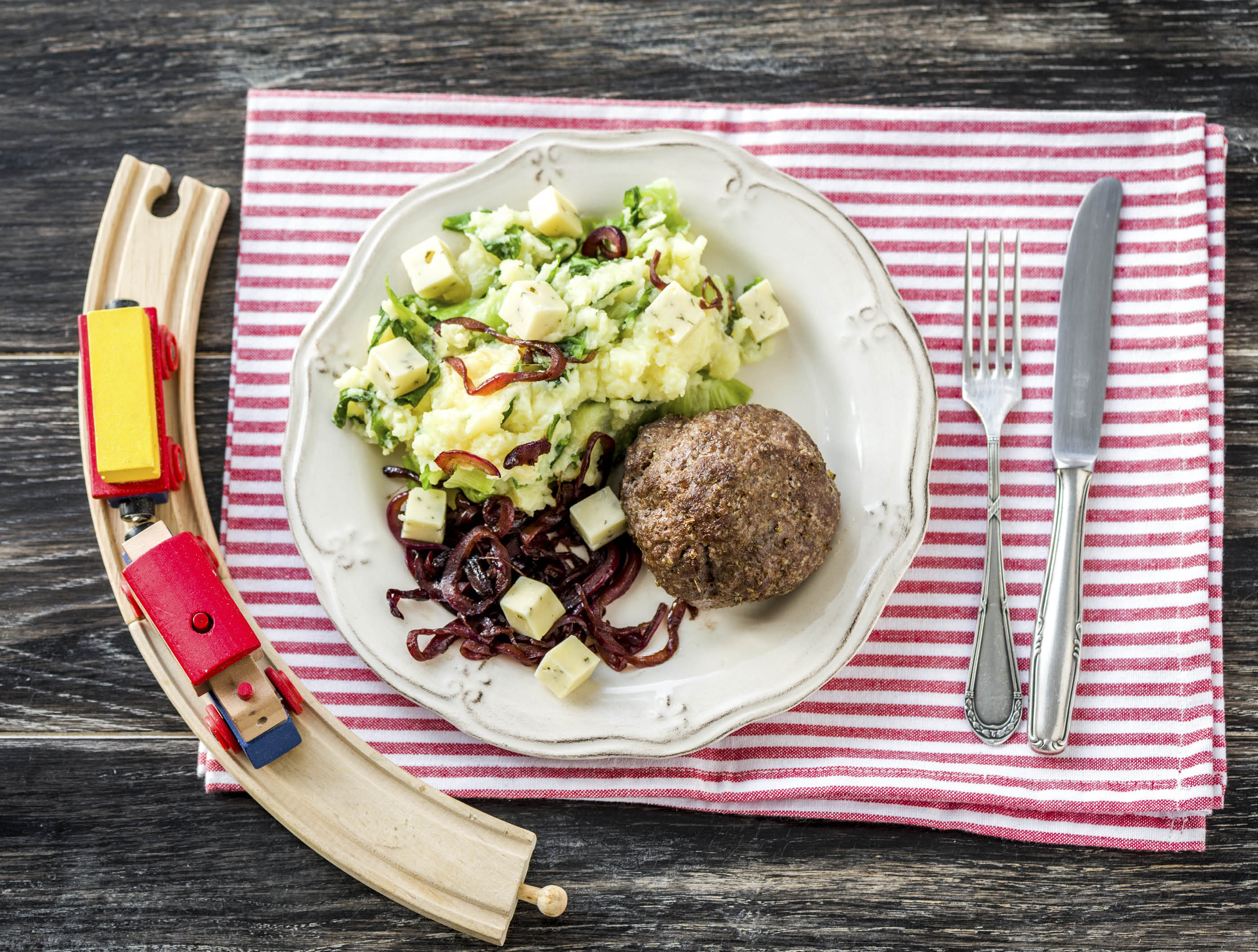 Duitse biefstuk met andijviestamppot