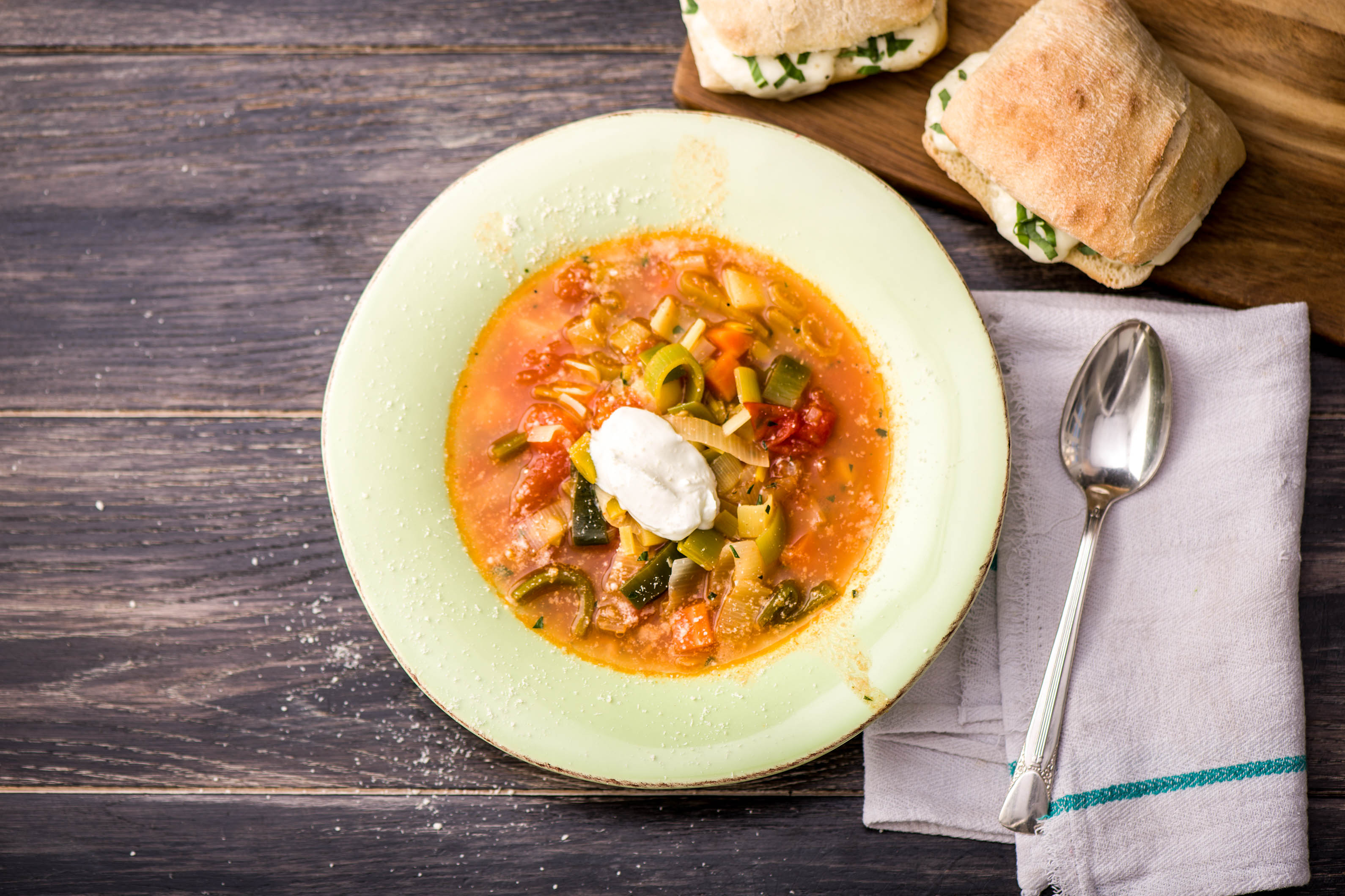 Wärmende mediterrane Gemüsesuppe