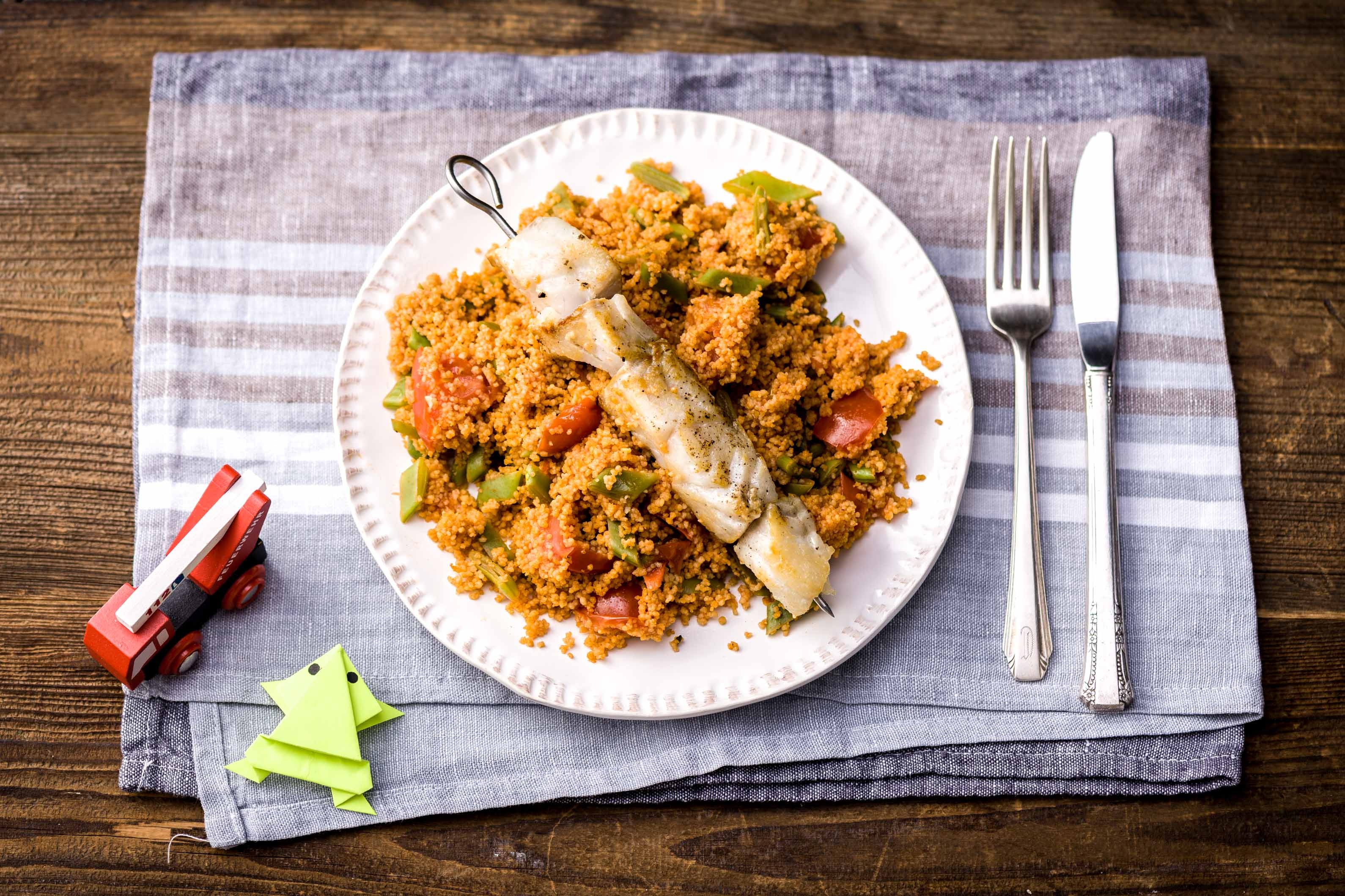 Visspiesjes met tomatencouscous en oregano