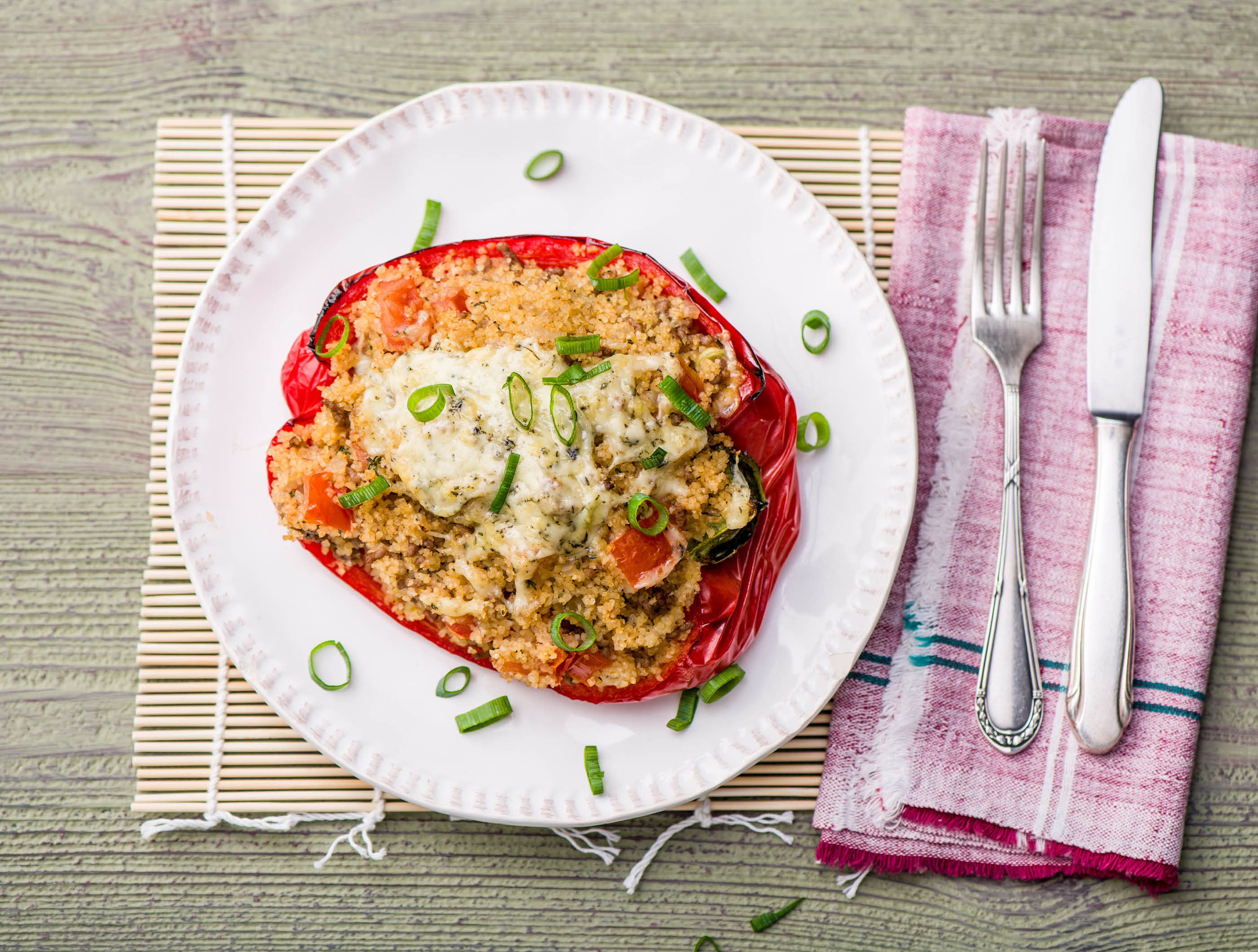 Lamuyo-paprika’s met bulgur en rundergehakt