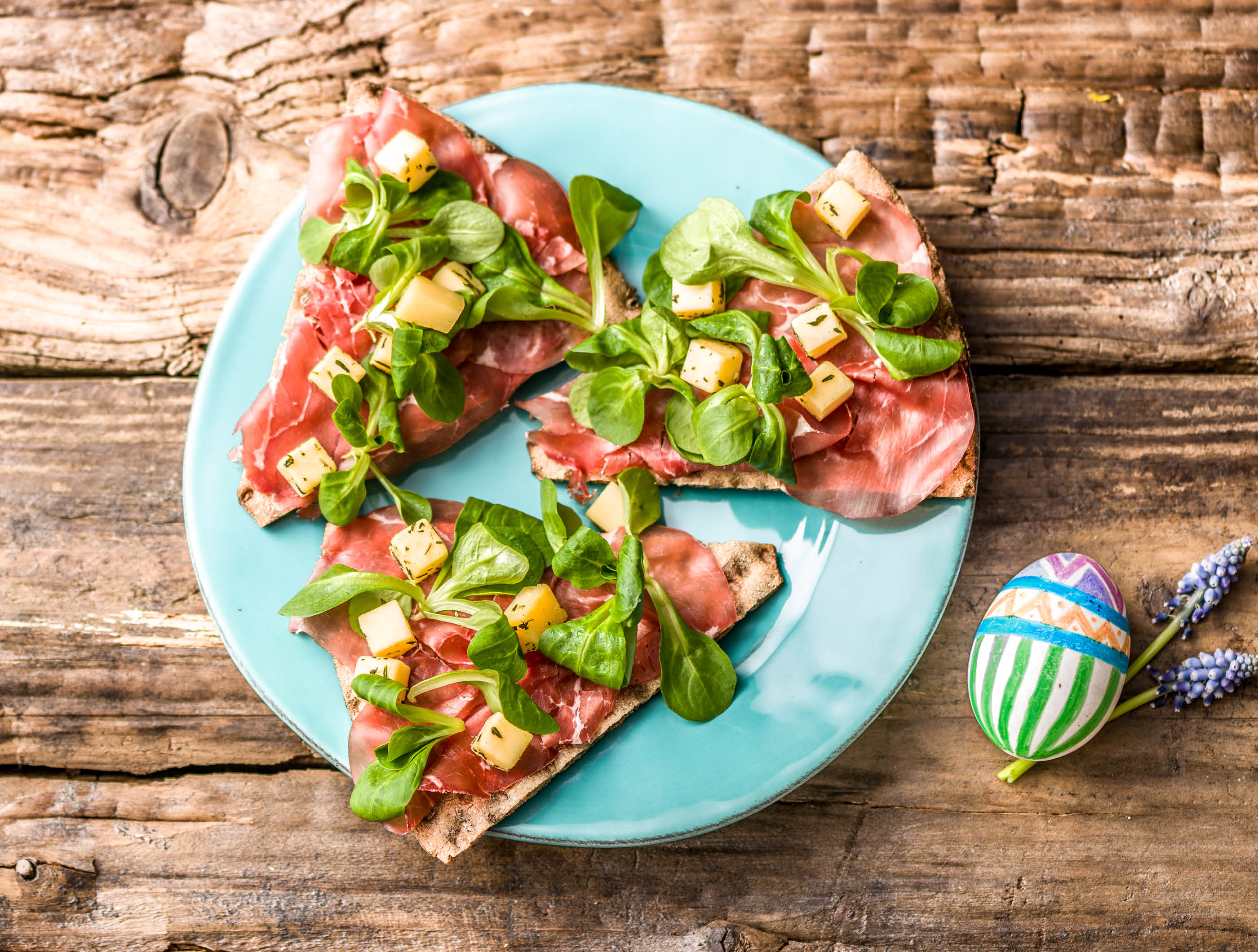 Zweedse crackers met rookvlees