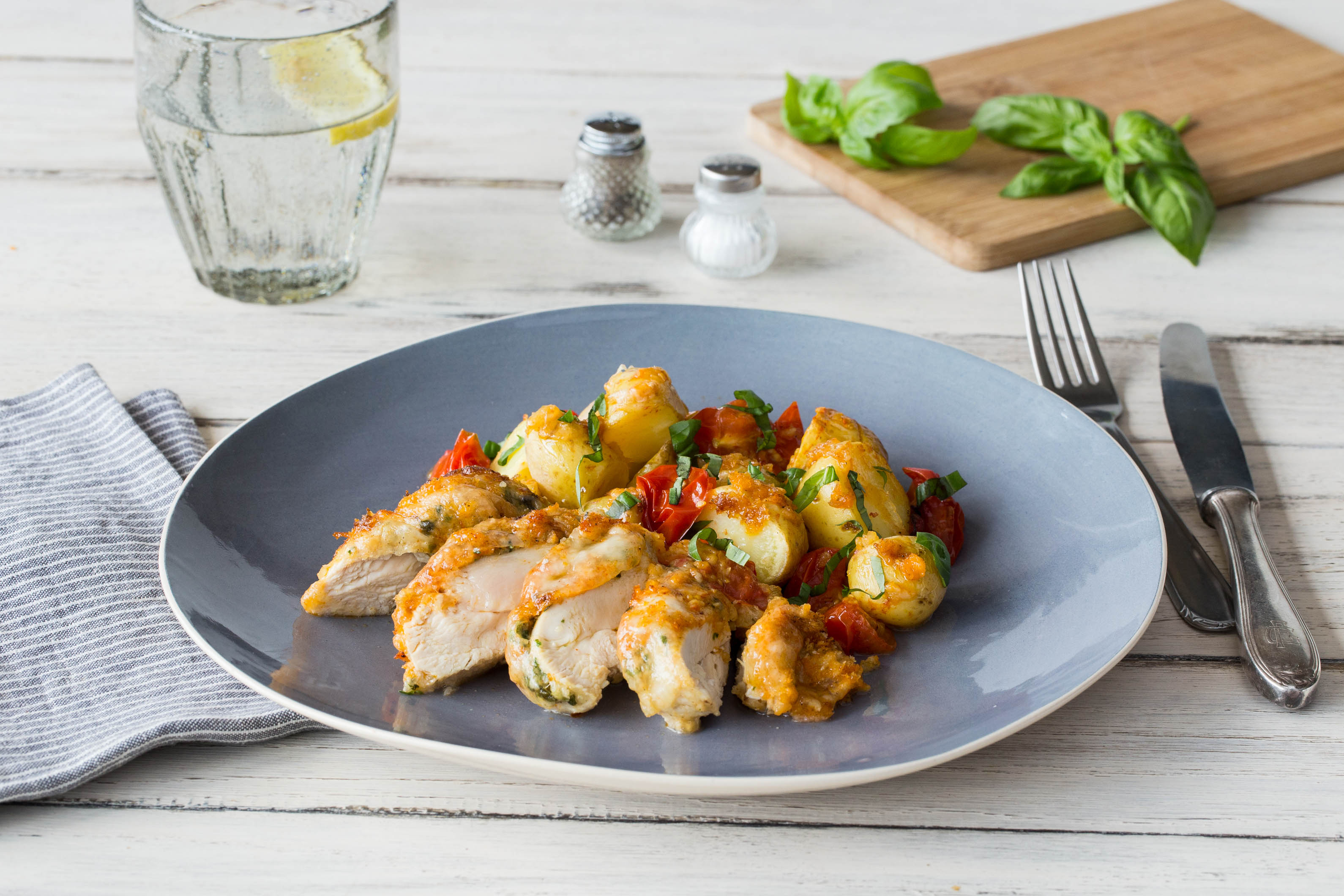 Pouletbrust mit Basilikum-Mandel-Crème