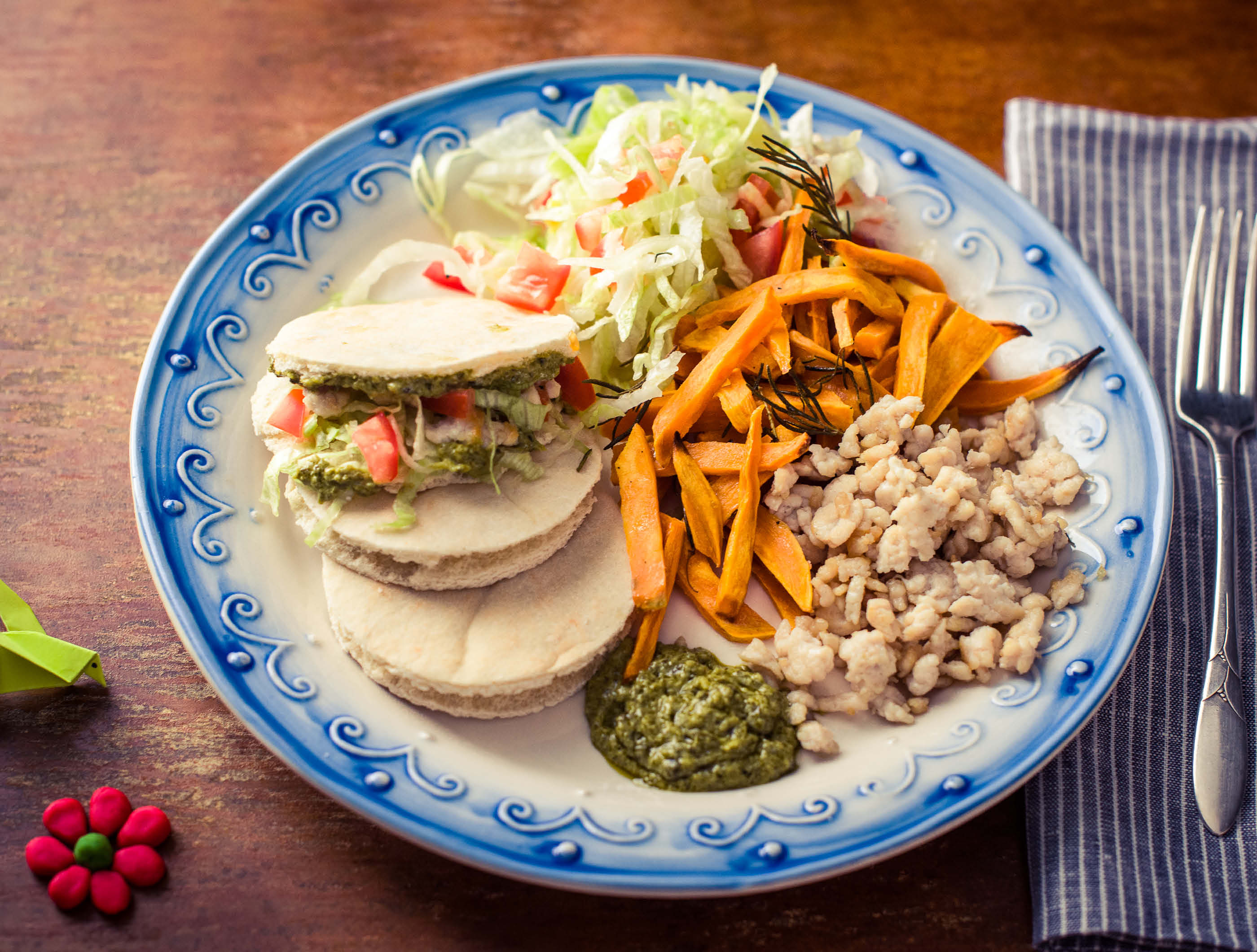 Italiaanse pitabroodjes met bataatfrietjes