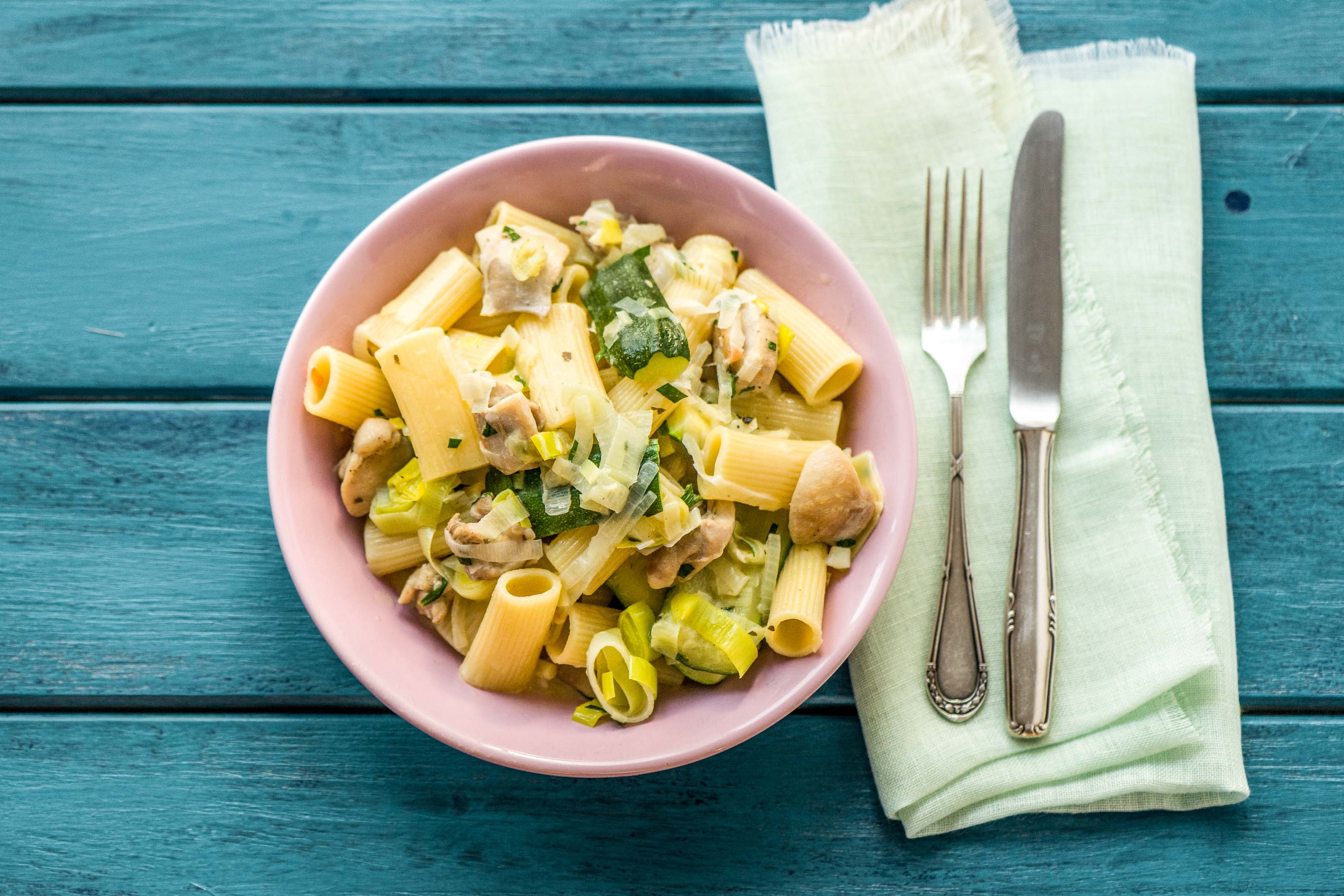 Chicken with Rigatoni, Crème Fraîche and Tarragon