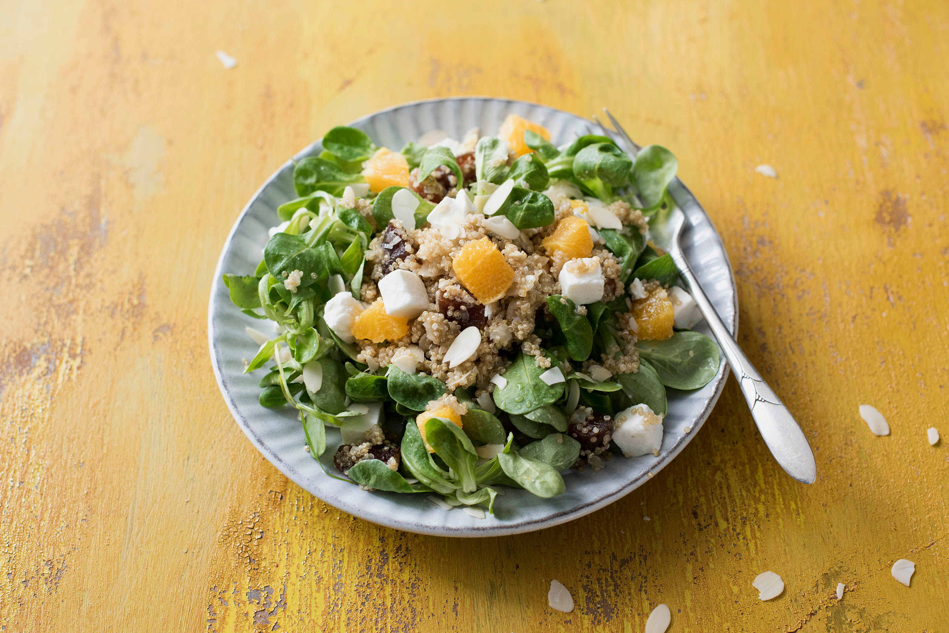 Wie in Spanien: Lauwarme Orangen-Mandel-Quinoa