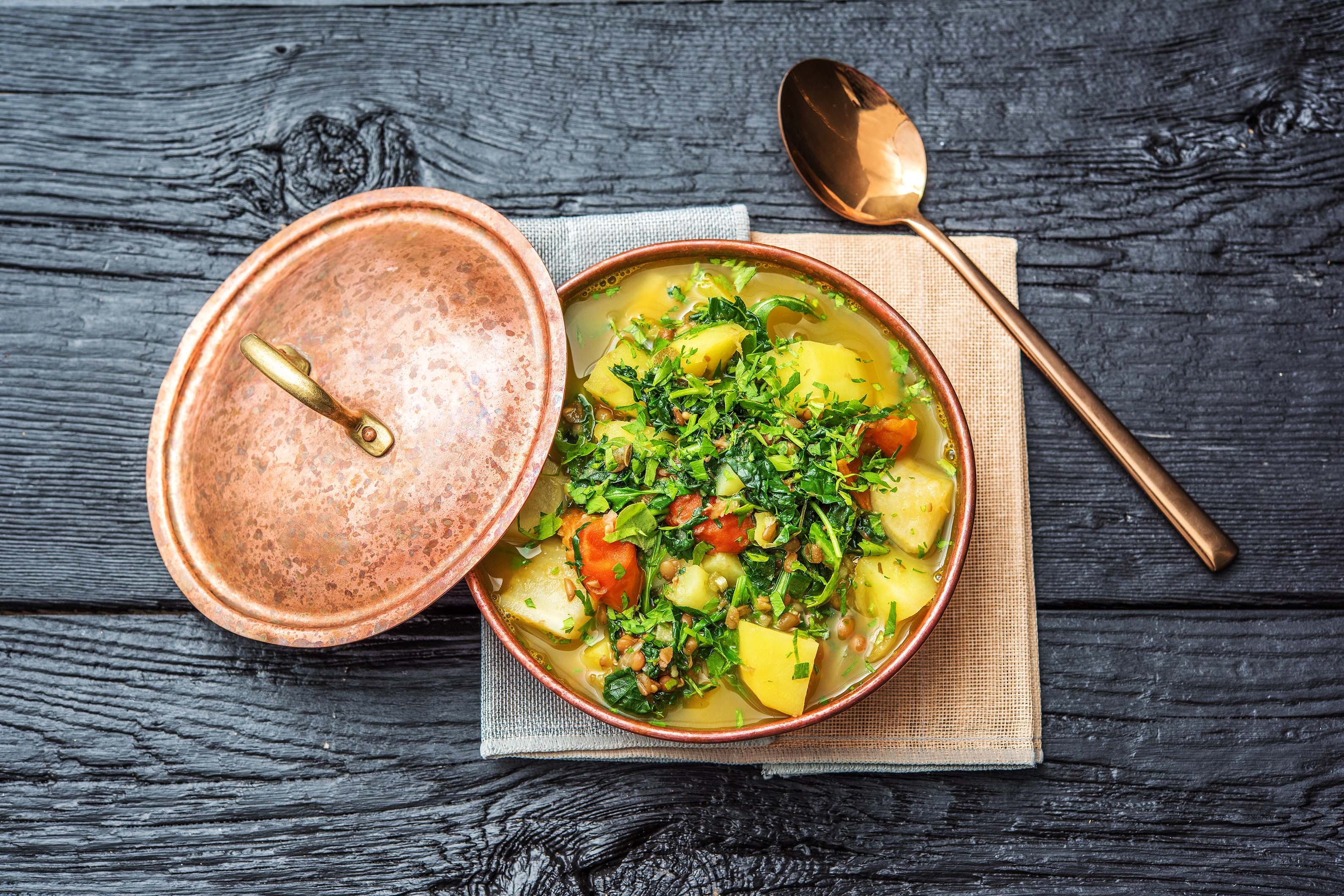 Herzhafter Linsen-Gemüse-Eintopf