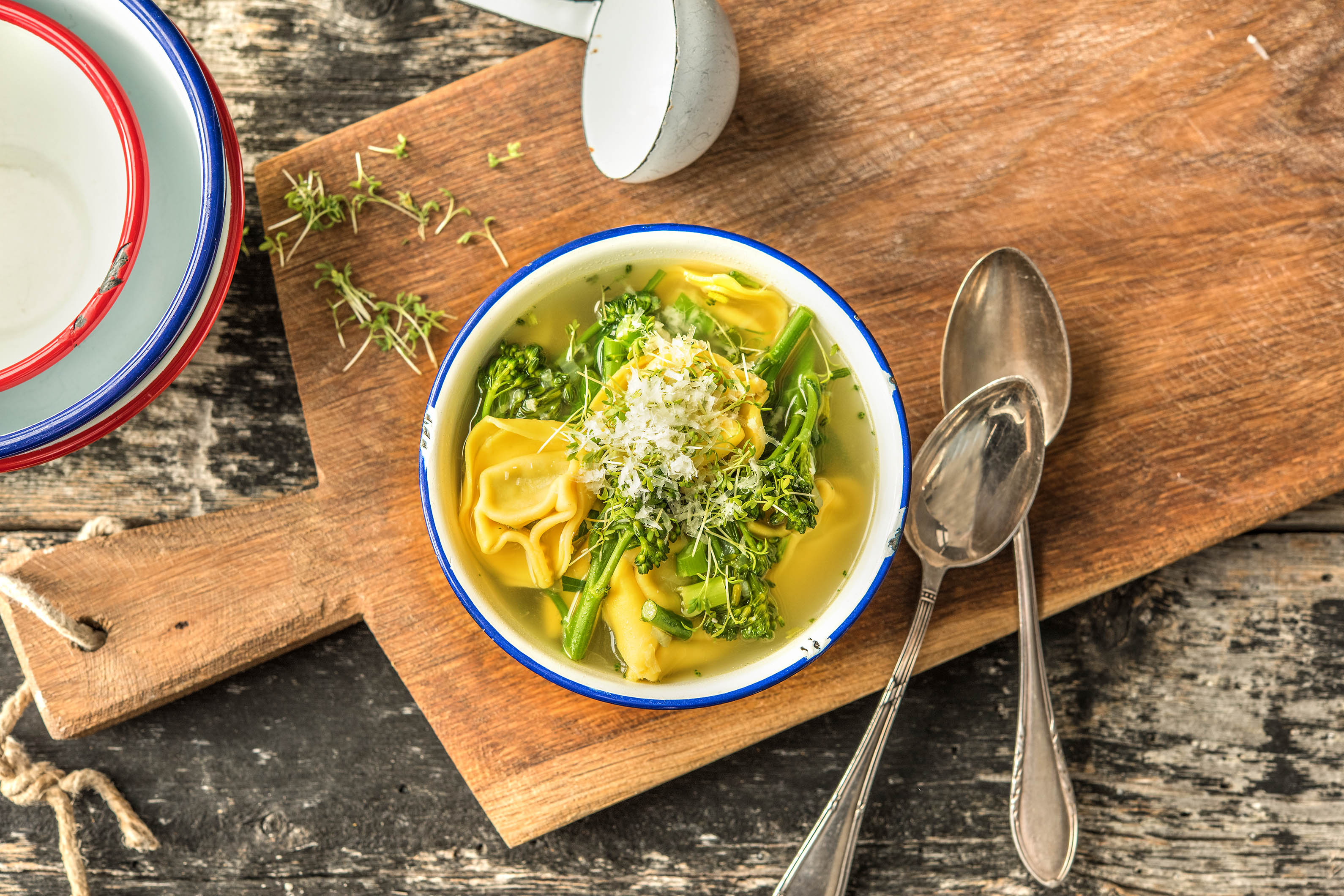 Tortellini „en brodo“