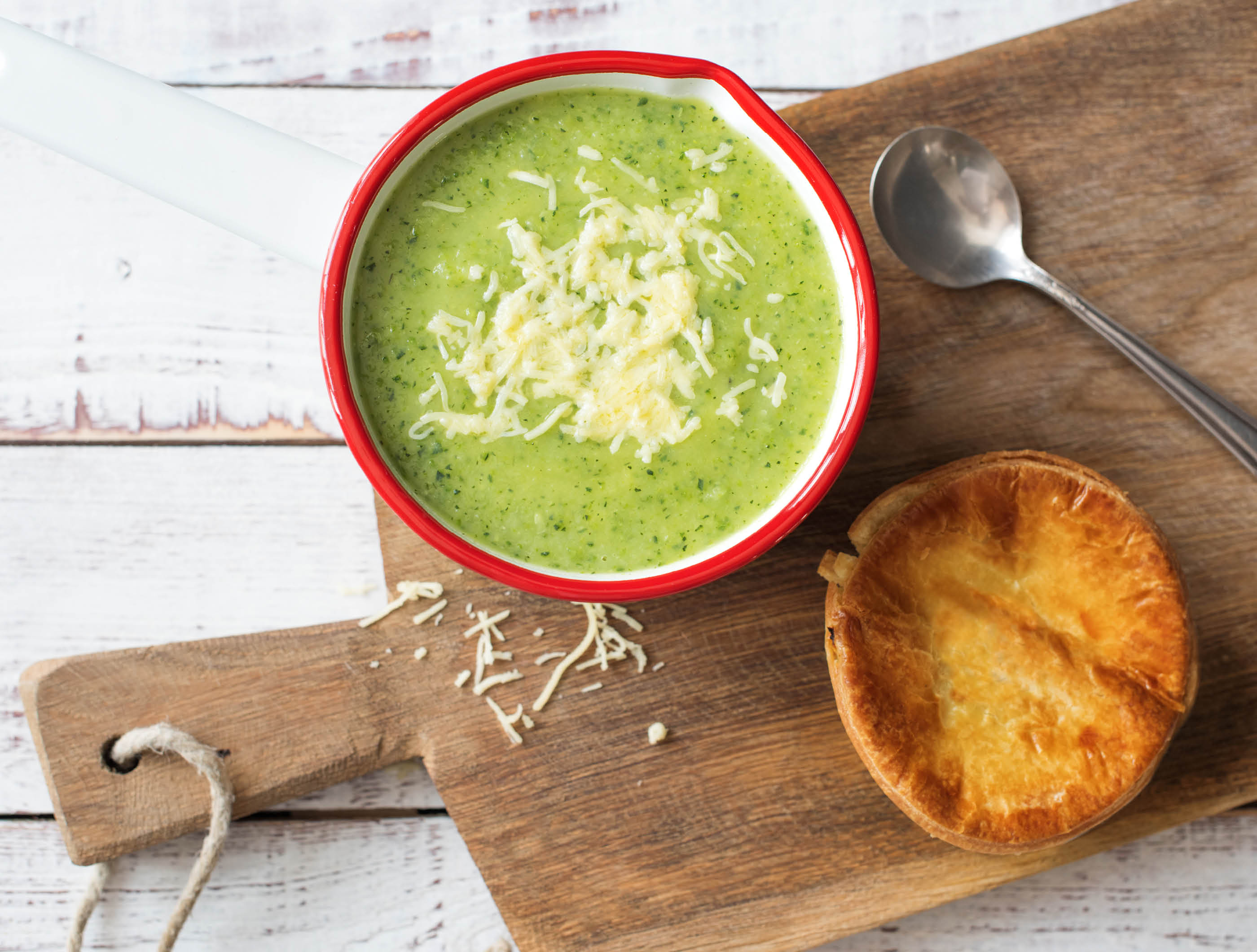Soupe de courgette au fromage et sa croustade italienne