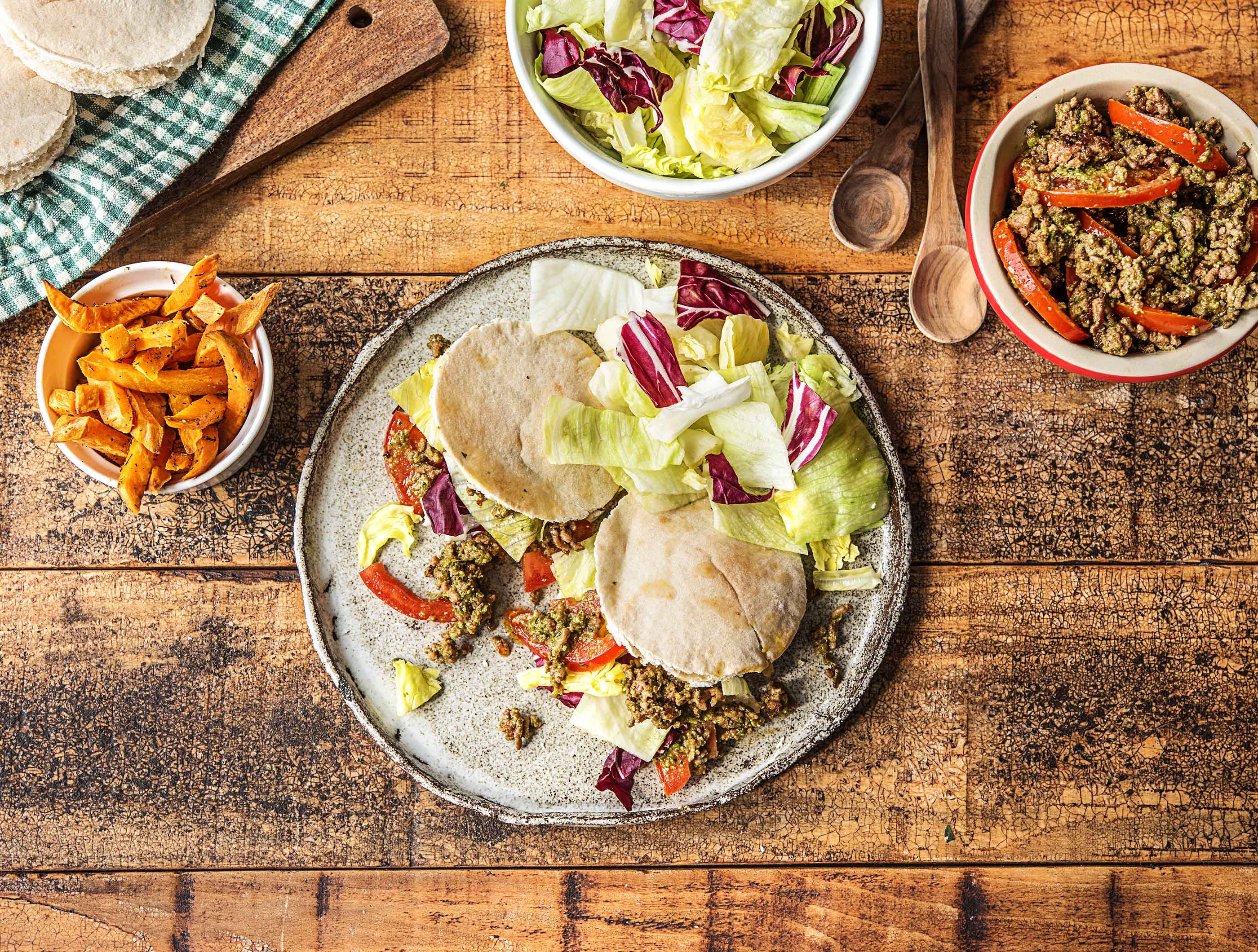 Pains pita italiens au hachis de boeuf