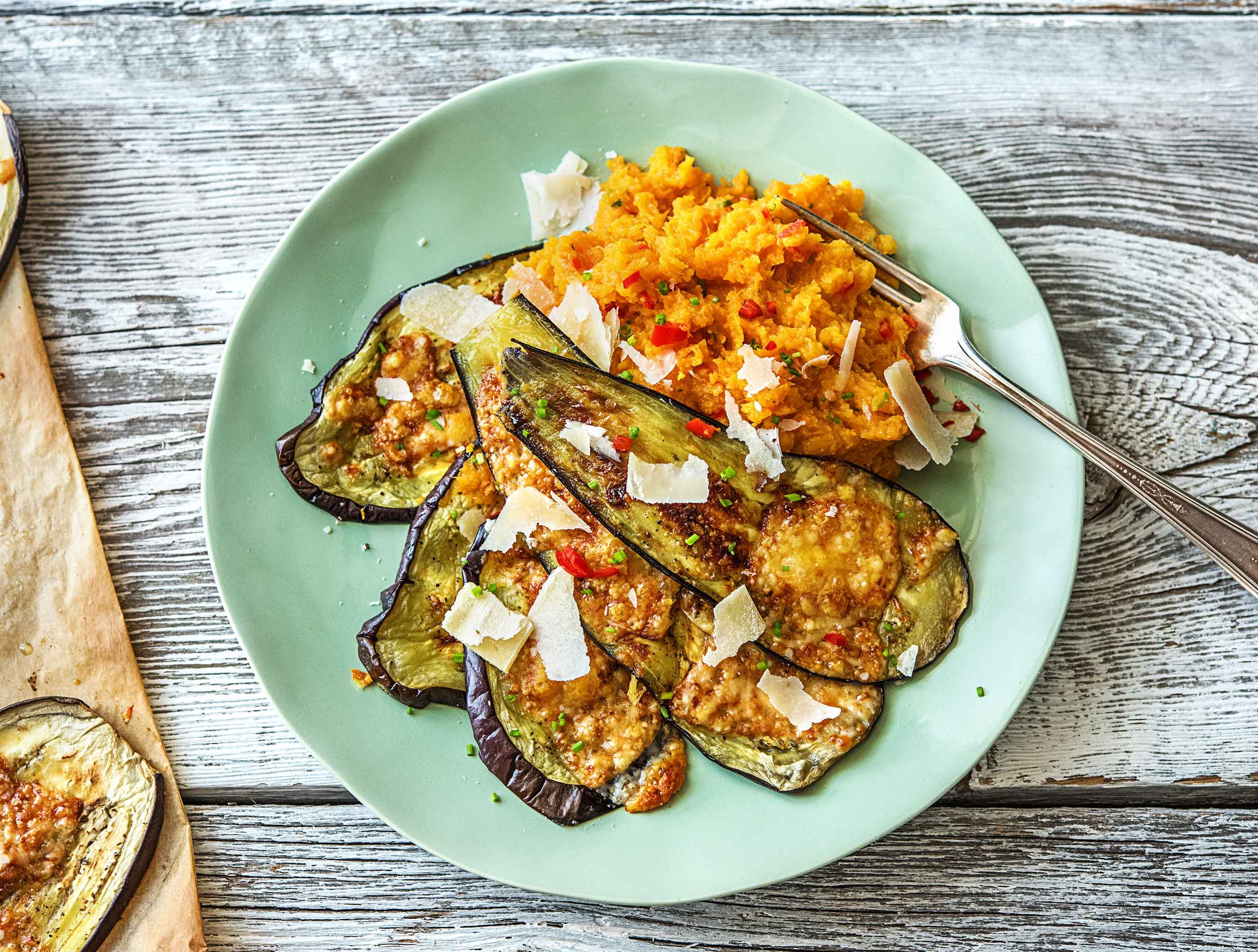 Purée de patates douces et aubergine gratinée