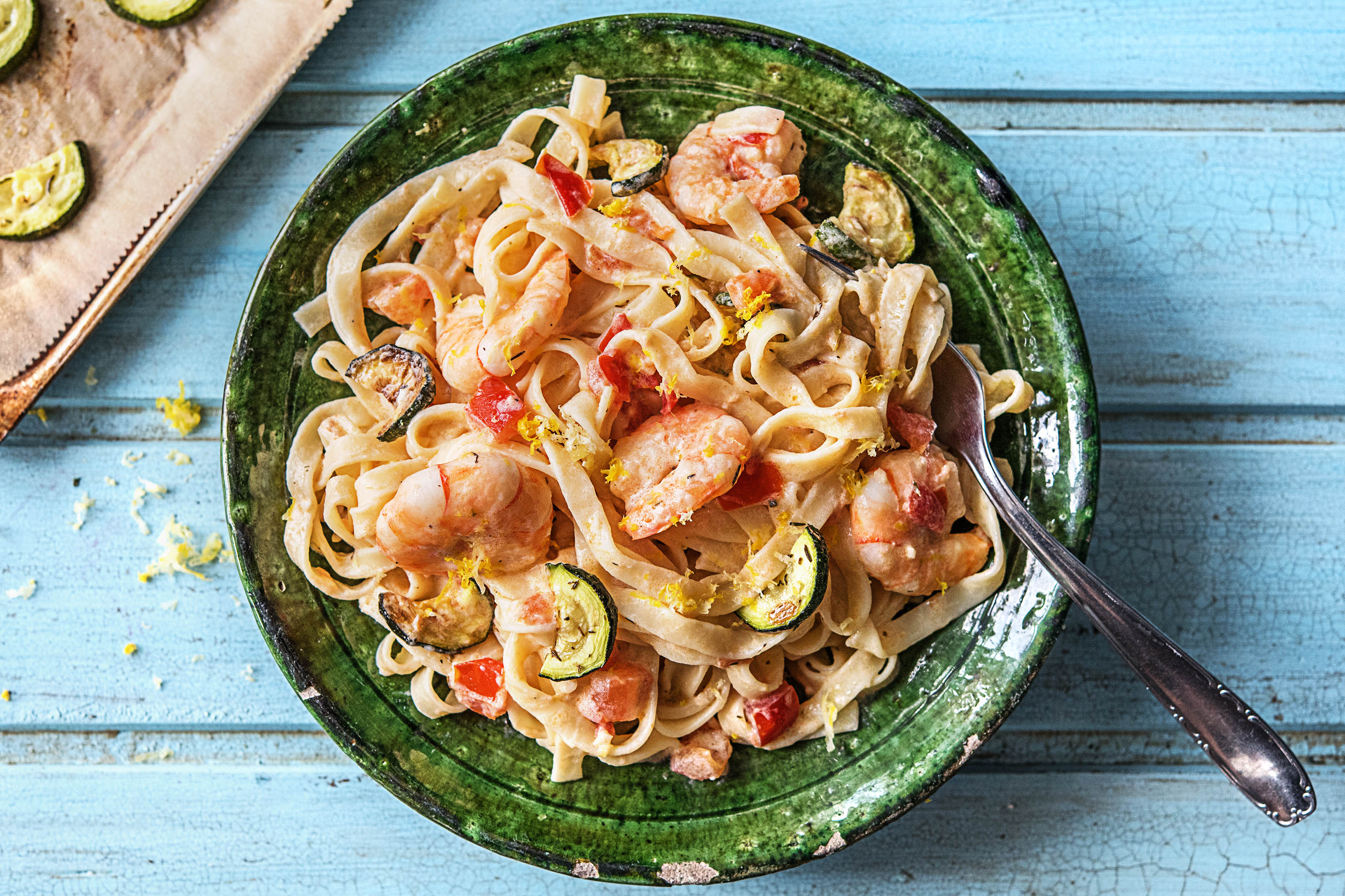 Romige fettuccine met garnalen en rozemarijn