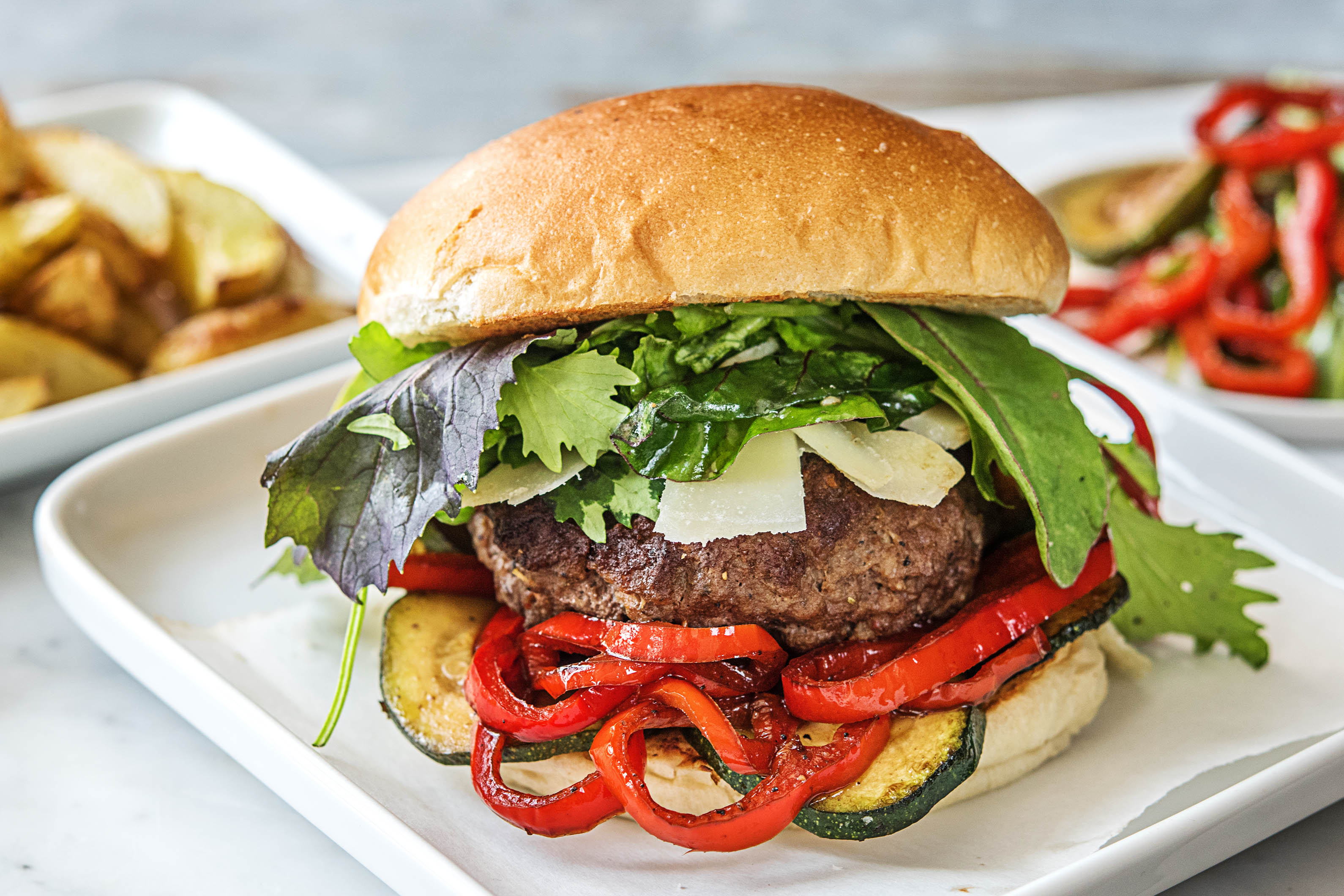 Mediterraner Rindfleischburger