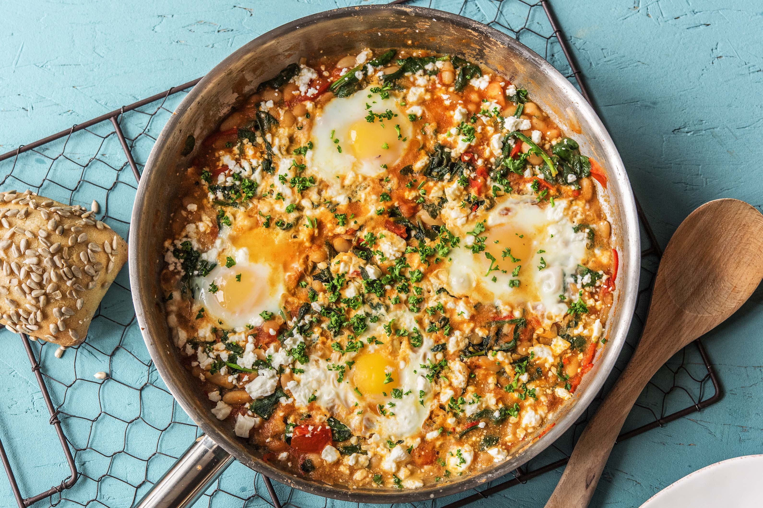 Shakshuka met ei en cannellinibonen