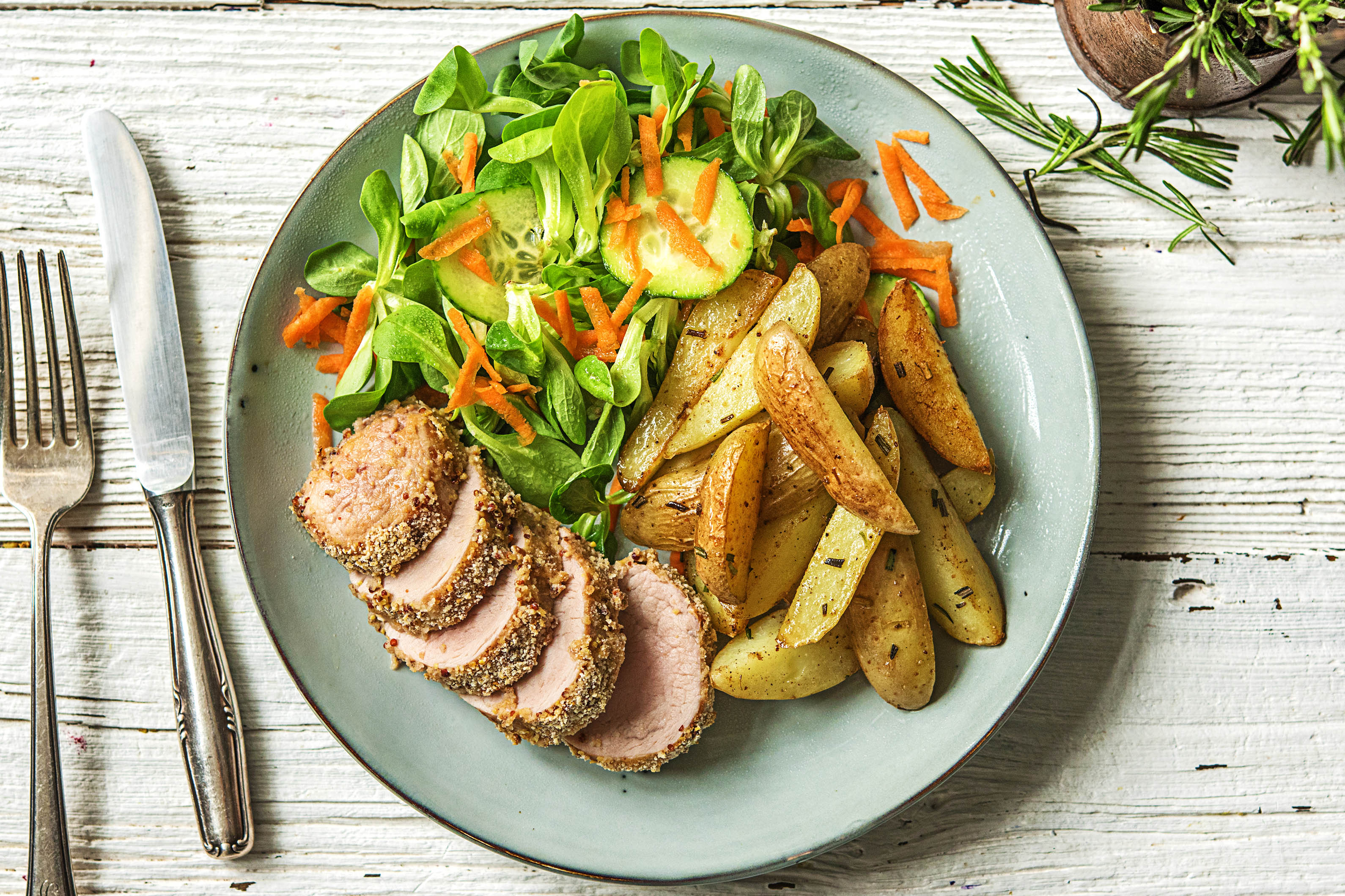 Saftiges Schweinefilet mit Senfkruste