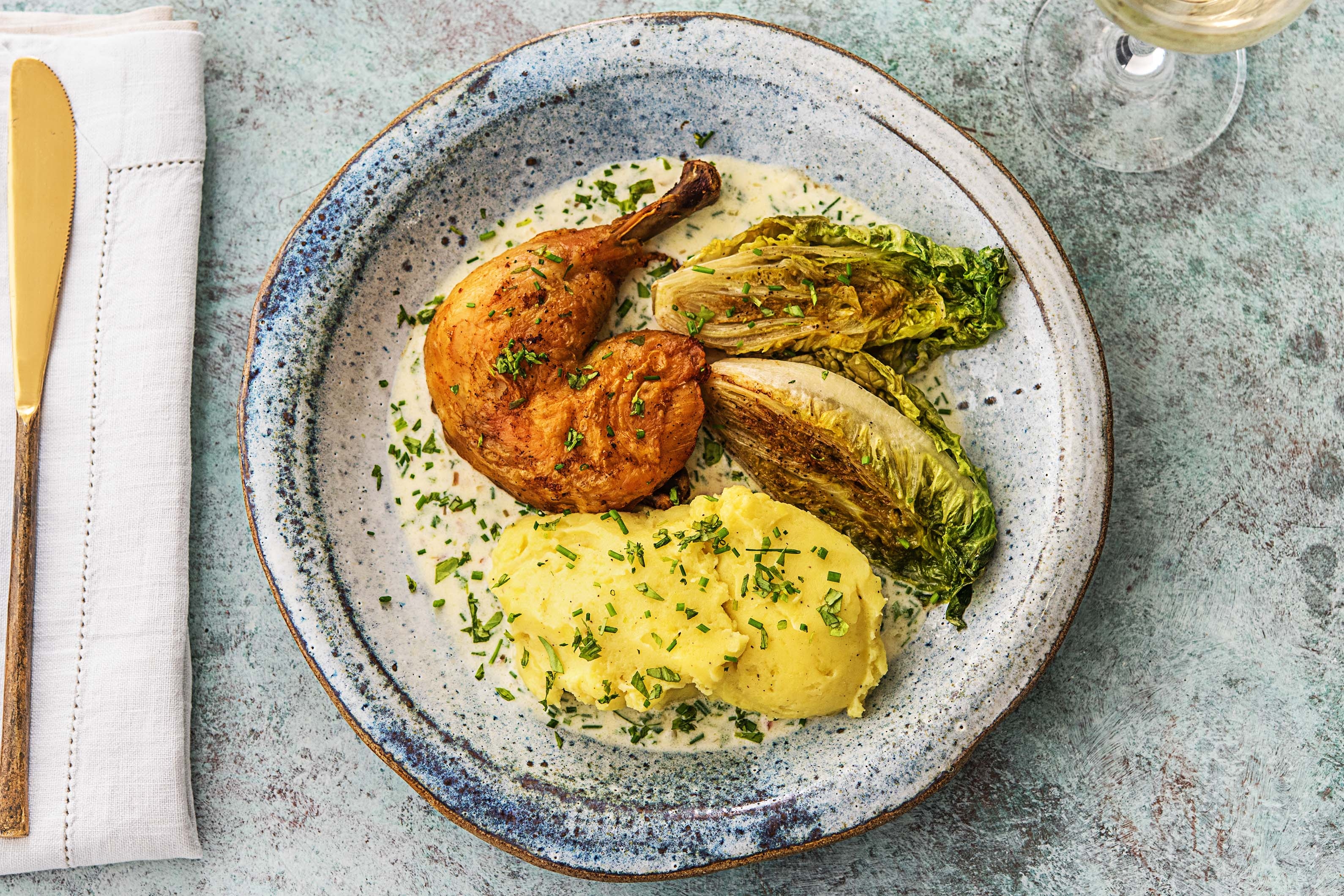 Gekonfijte parelhoen met aardappelpuree