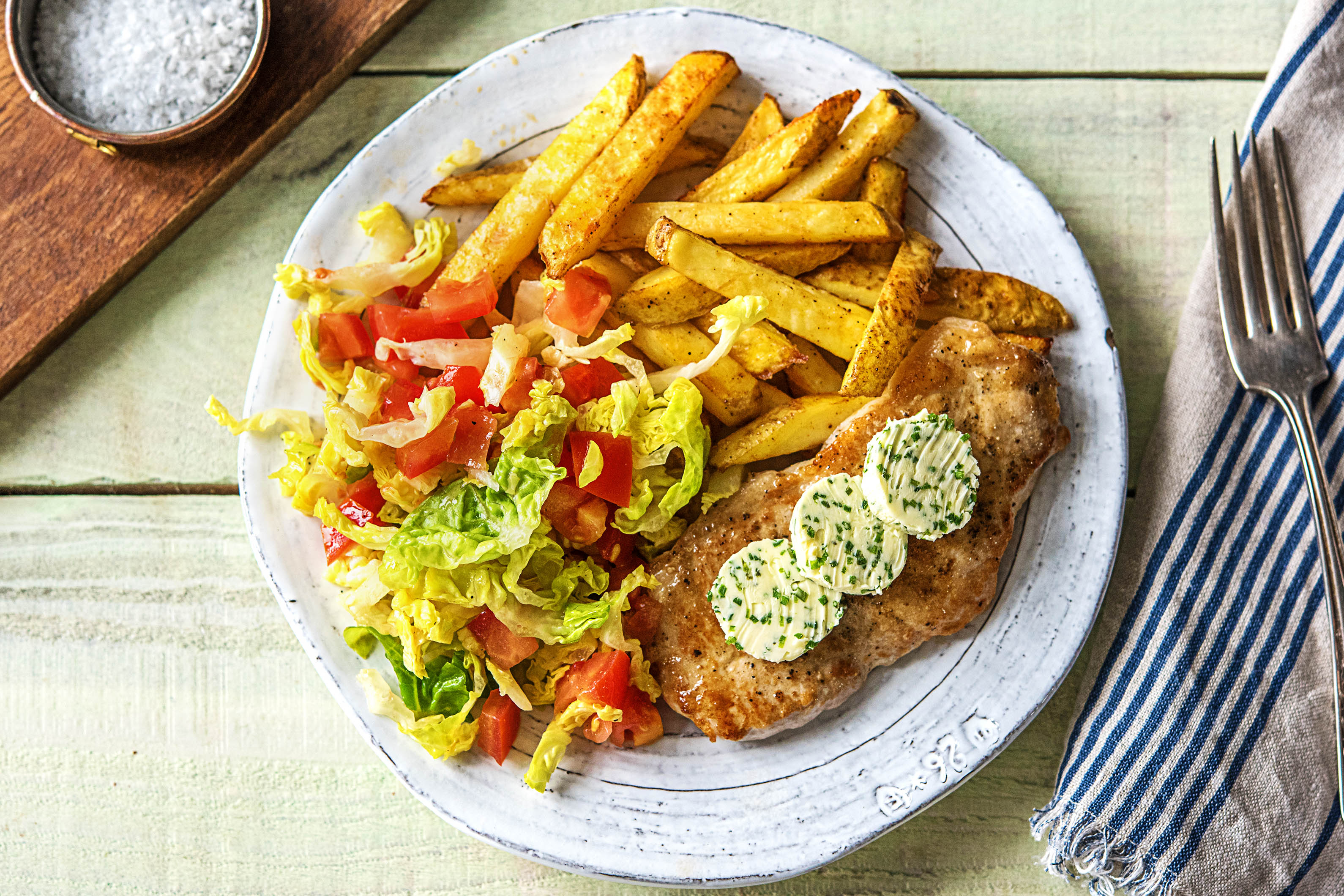 Schweinesteak mit Kräuterbutter