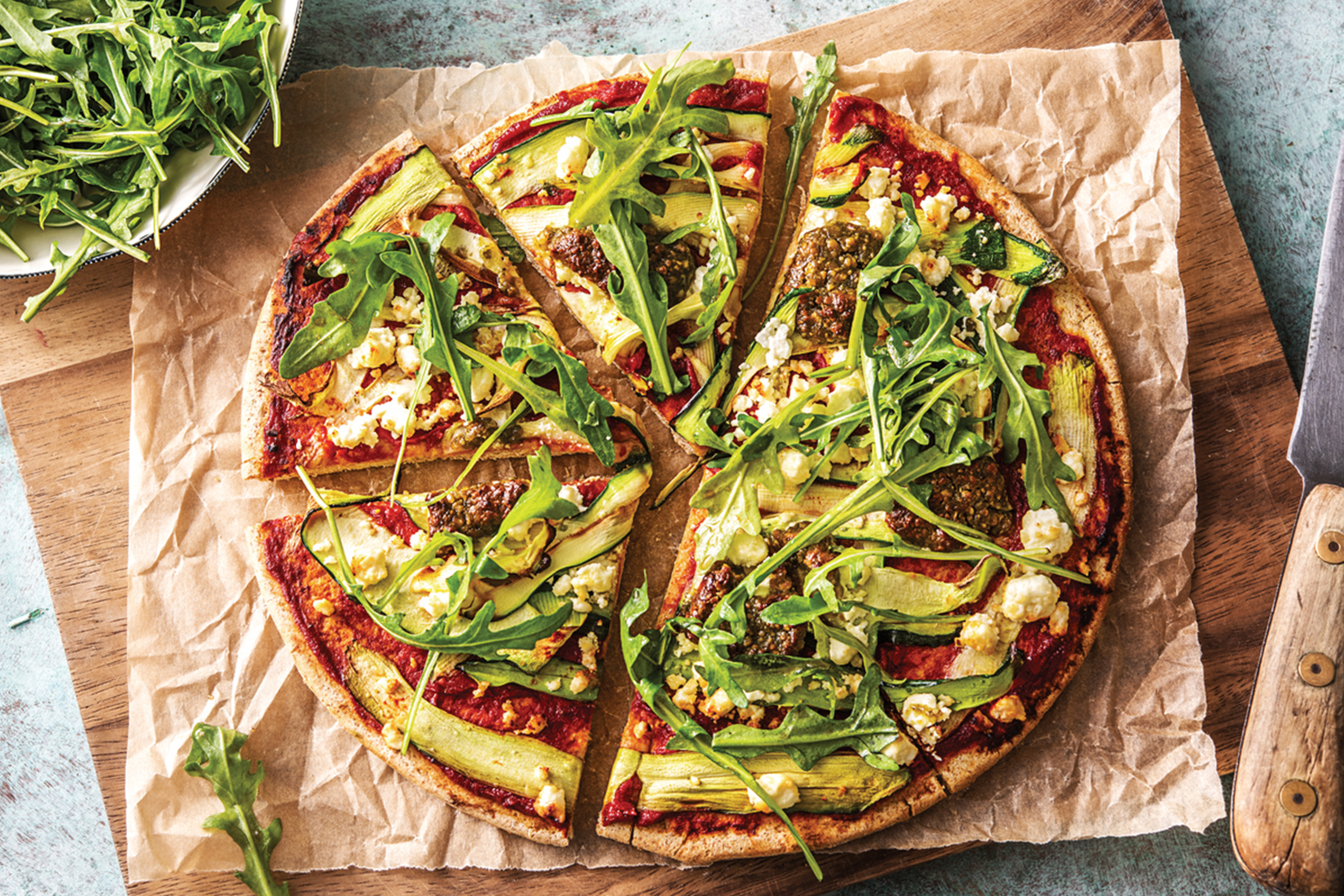 (Vegetarian) Speedy Basil Pesto Pizza