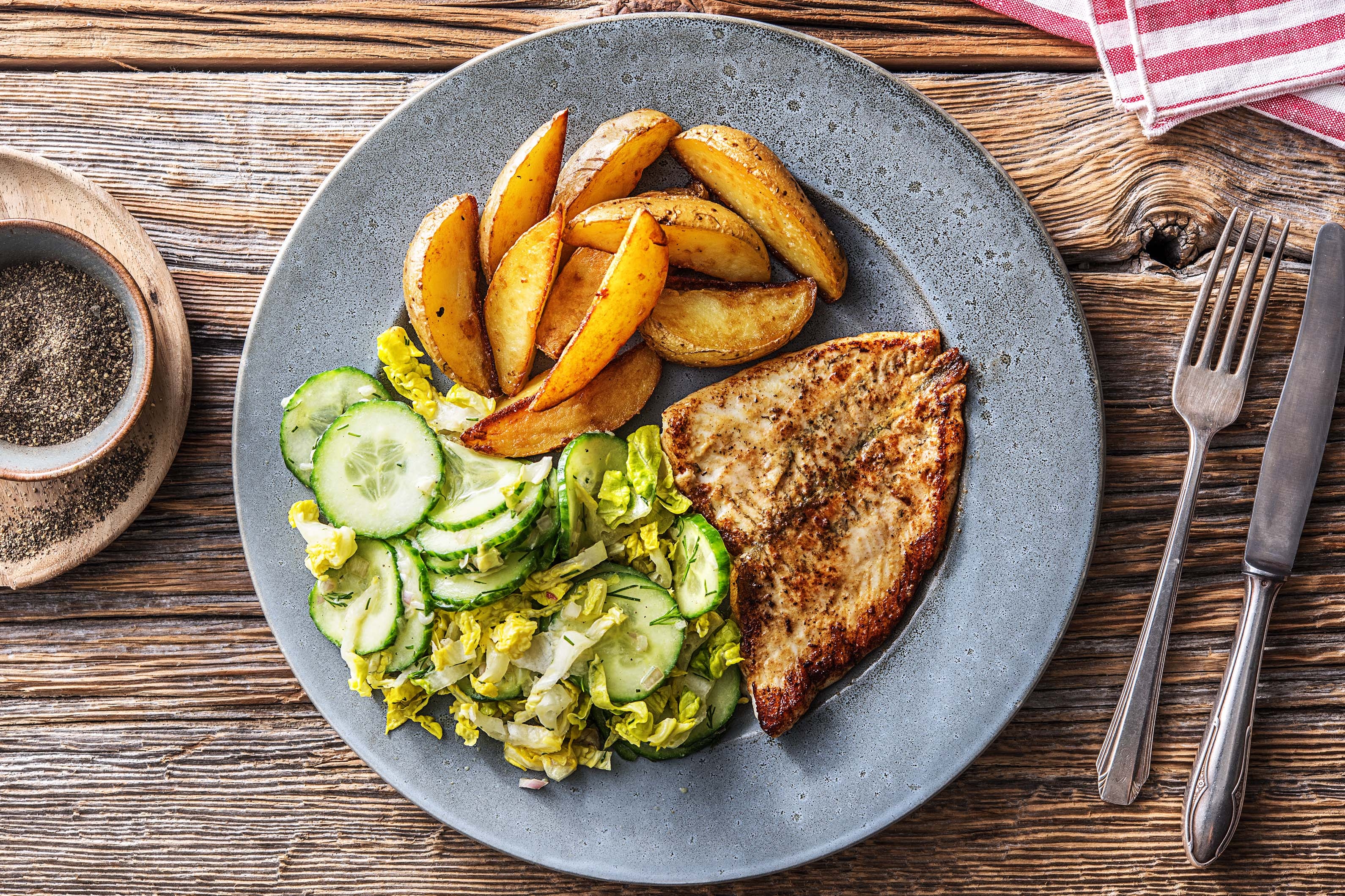 Scandinavische salade met mosterdschol