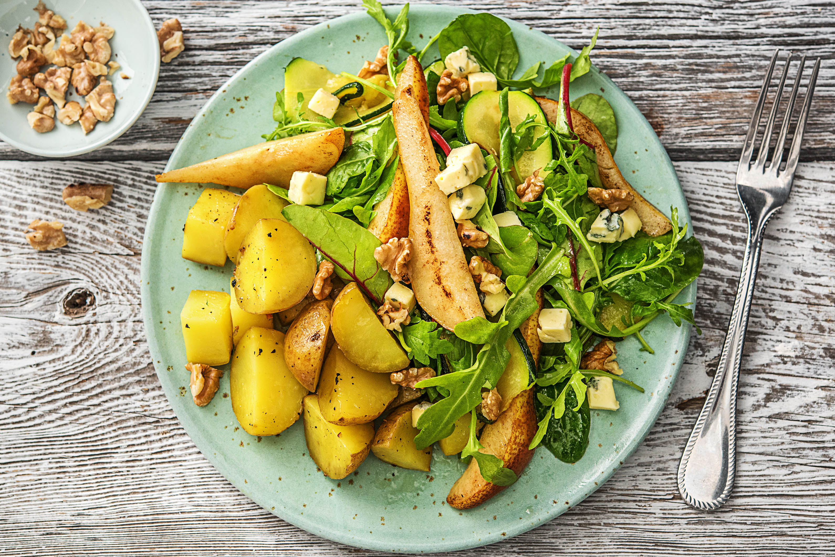 Salade met peer, danablu en walnoot