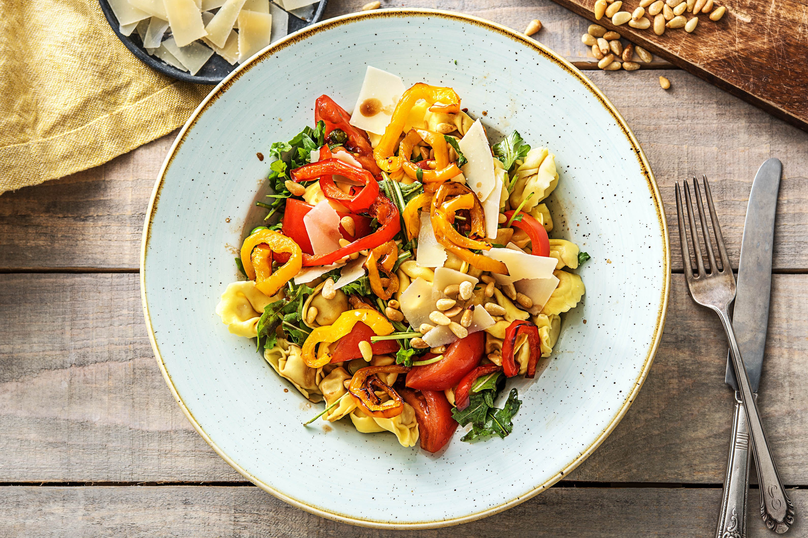 Sommerlicher Tortellini-Salat