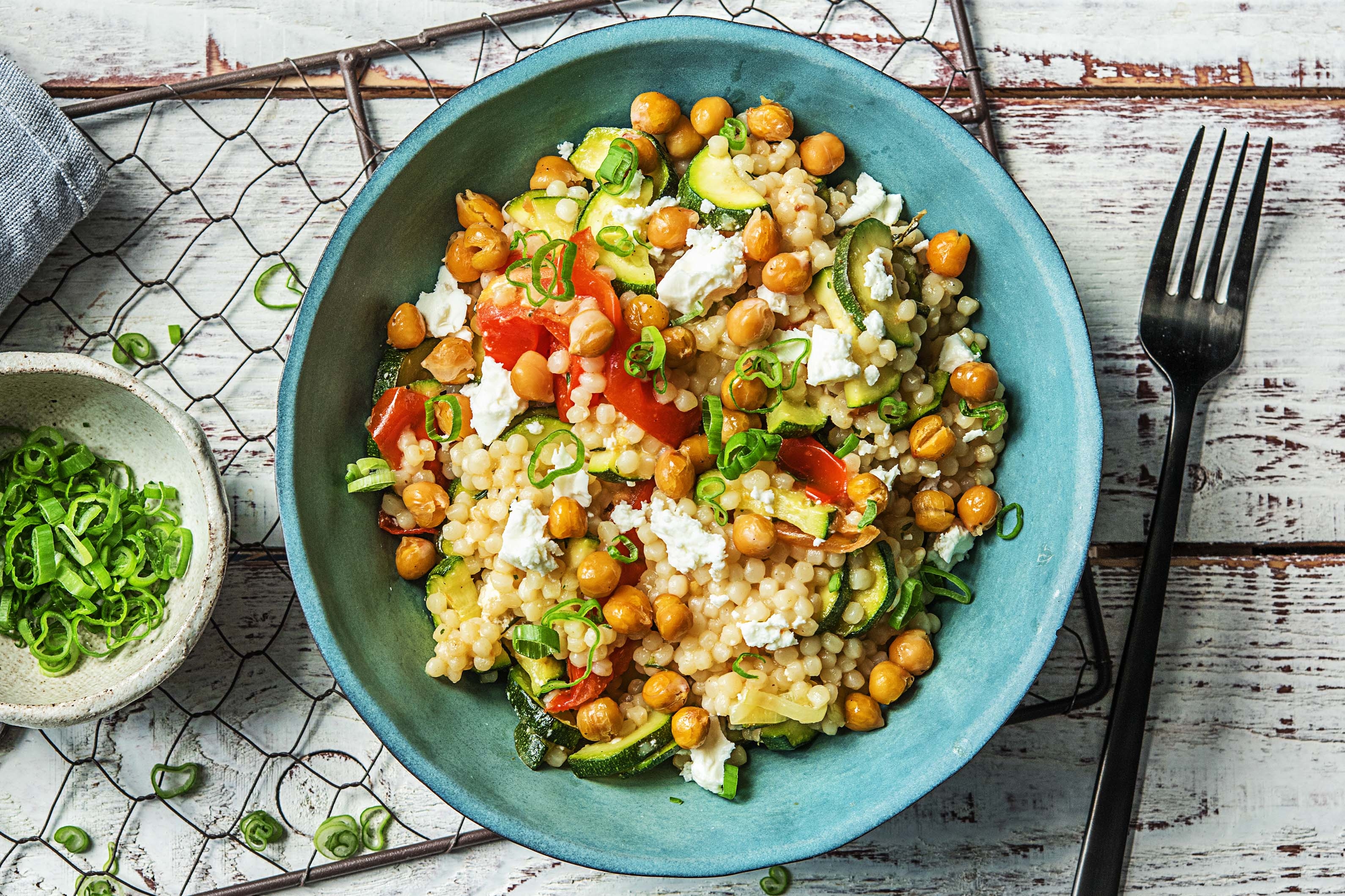 Couscous perlé aux pois chiches croquants et à la feta