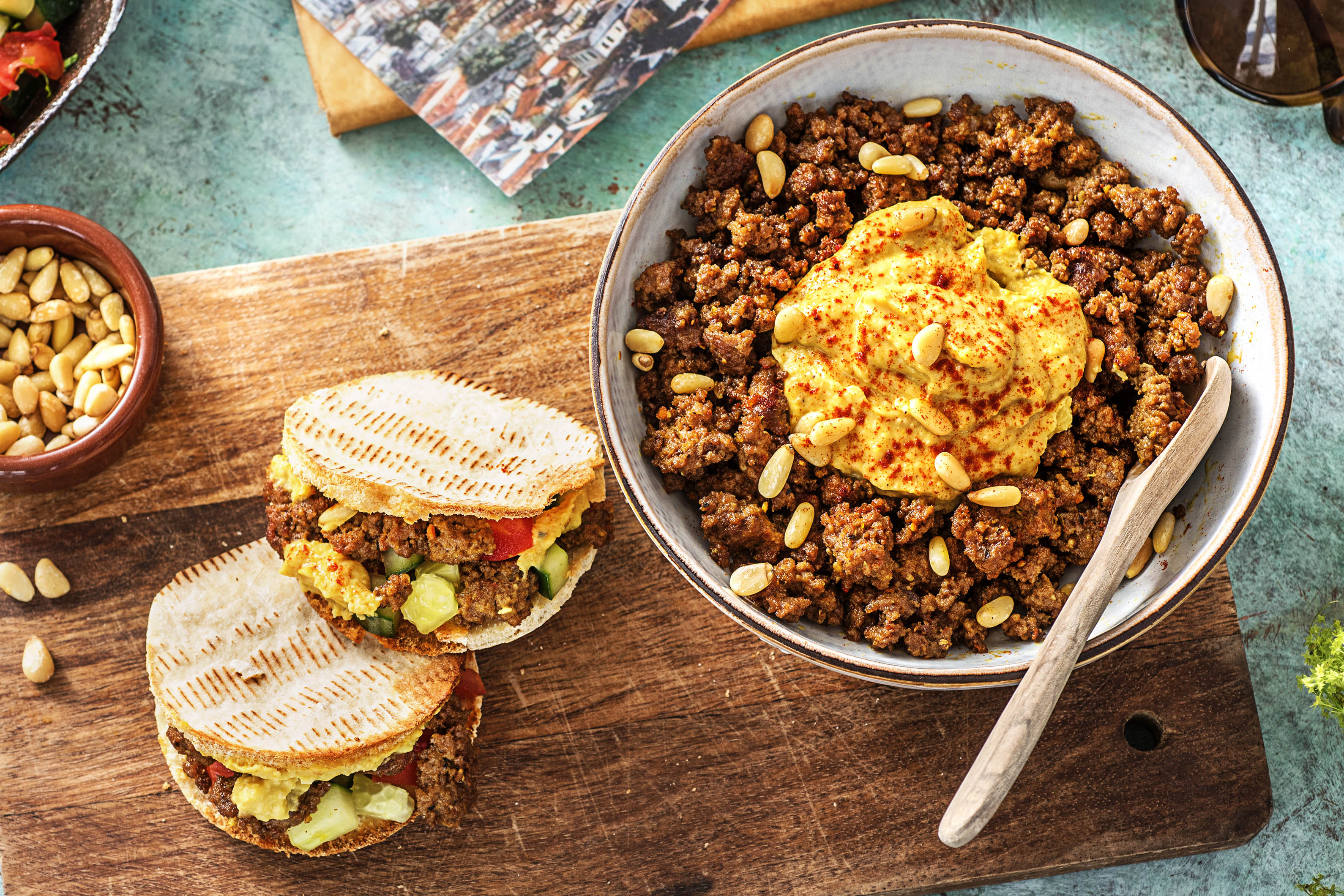 Pita's met oosters gekruid rundergehakt