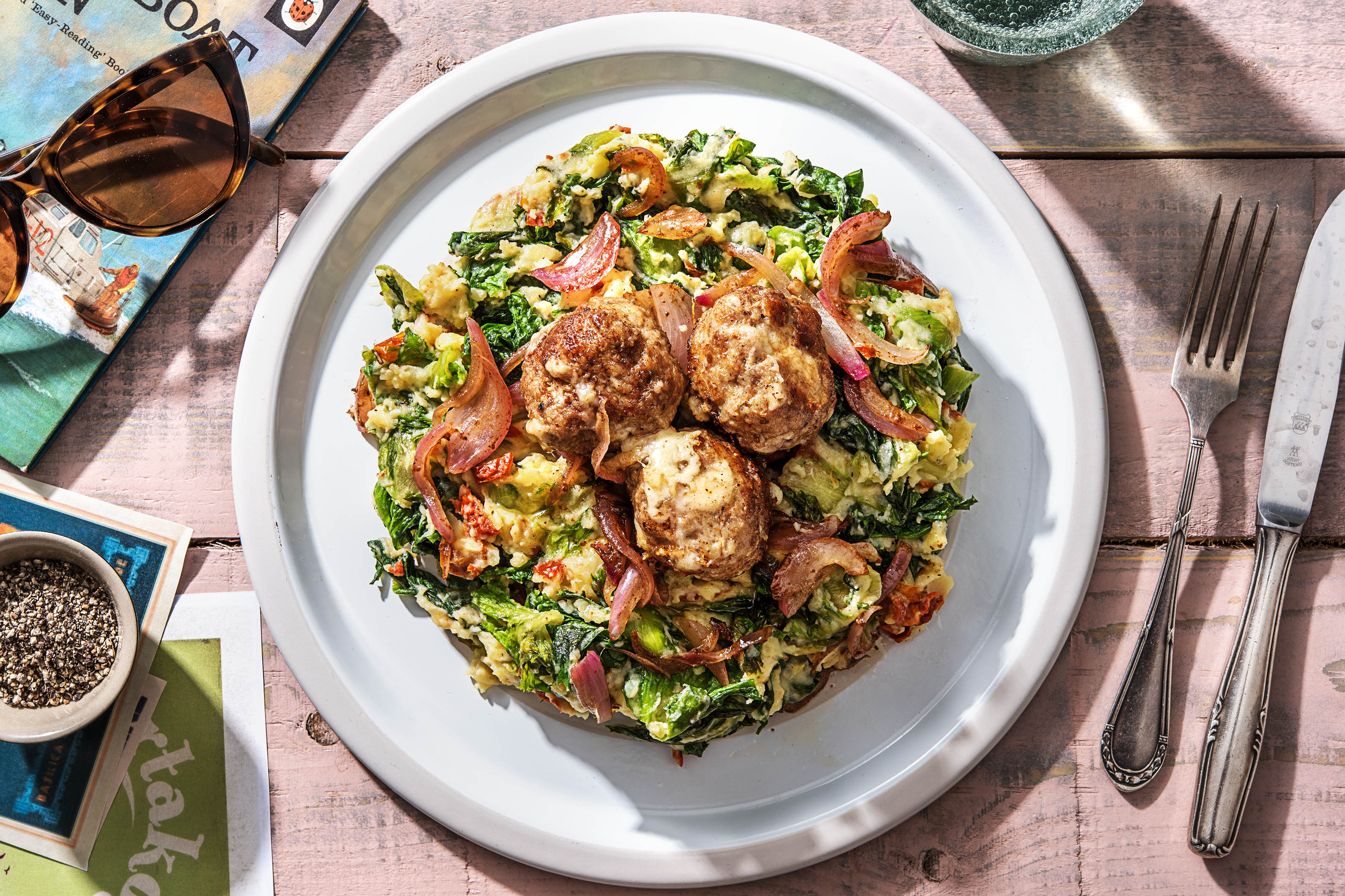 Purée de chicorée et boulettes de viande