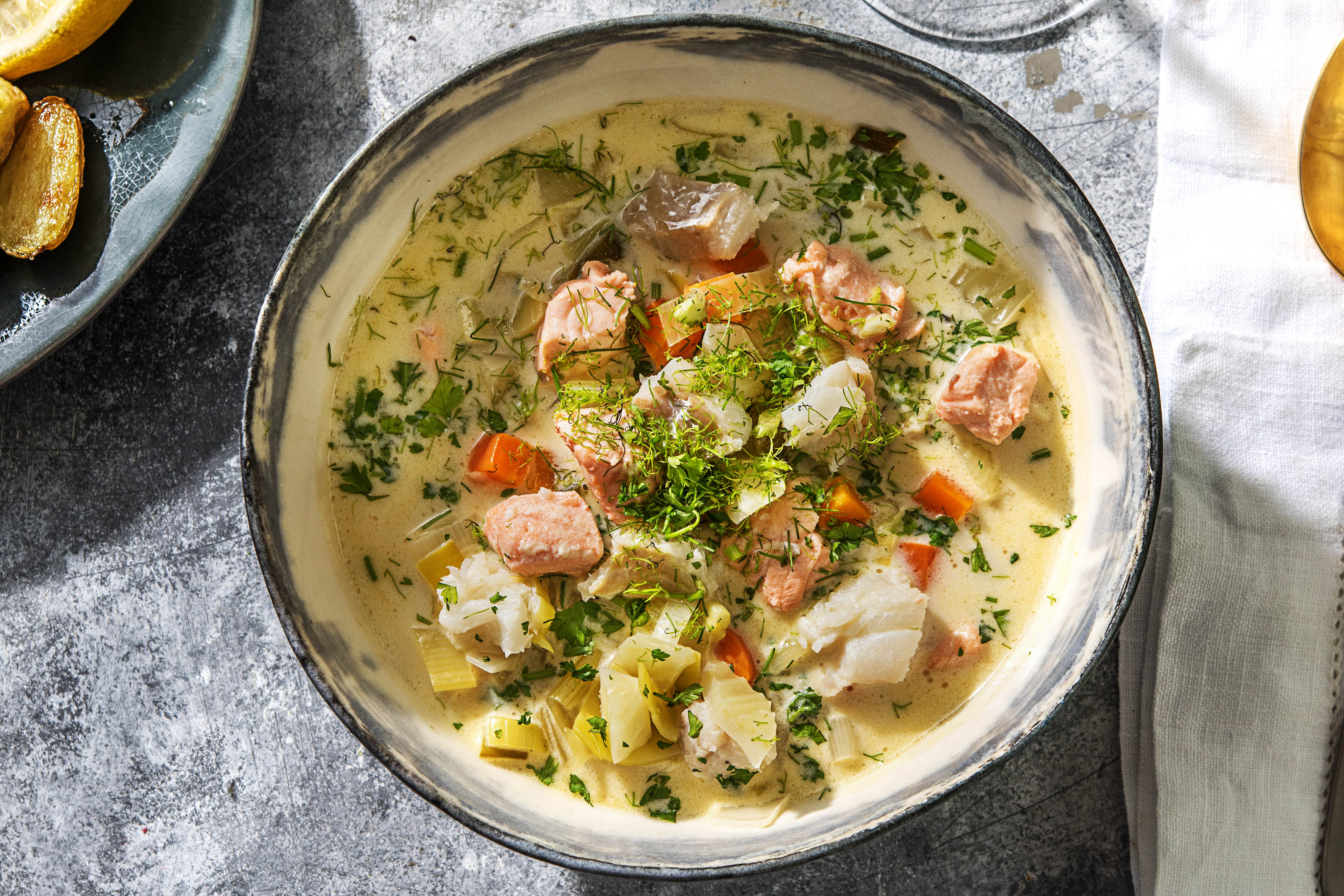 Mijoté crémeux aux trois poissons et au vin blanc