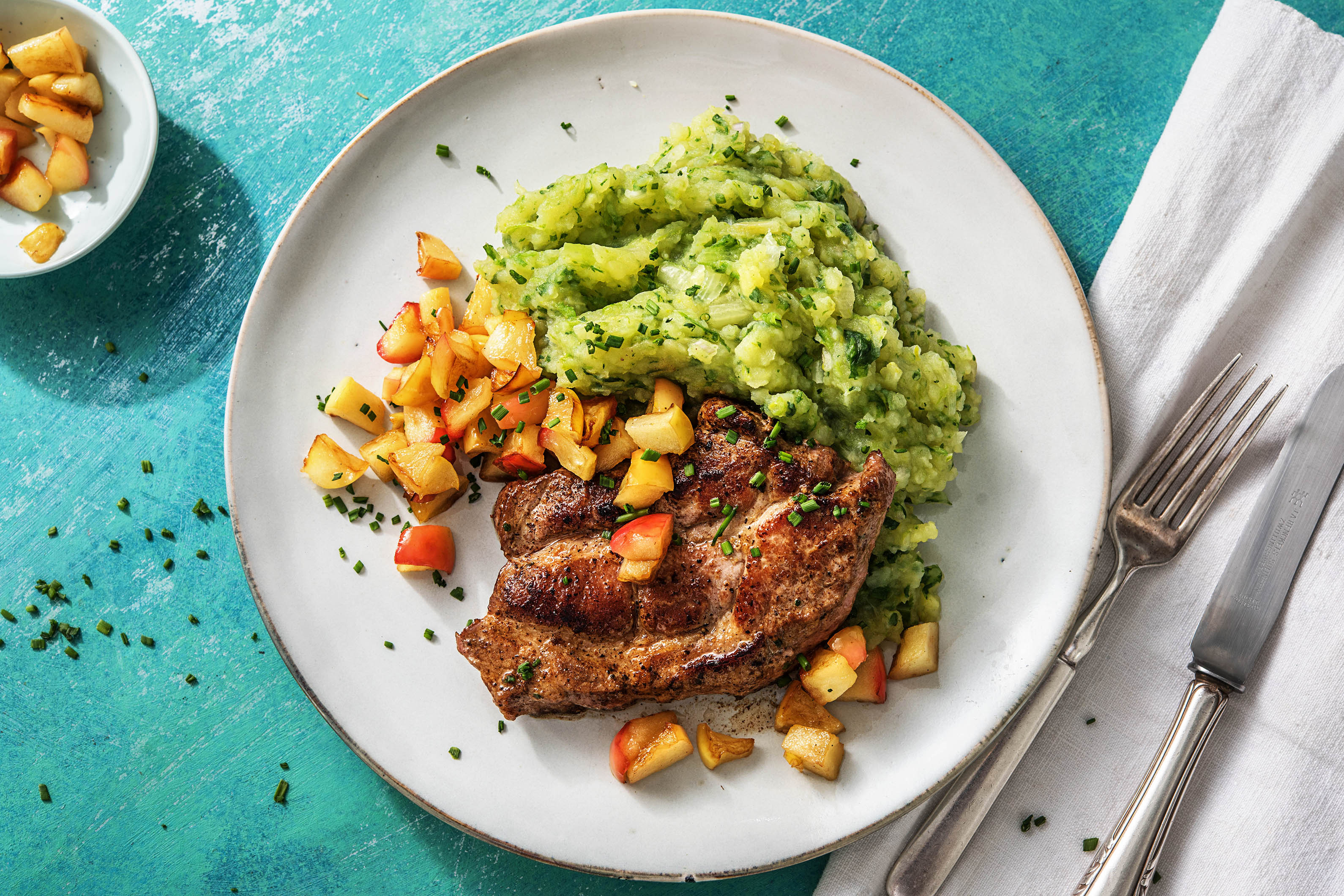 Purée de chicorée et échine de porc