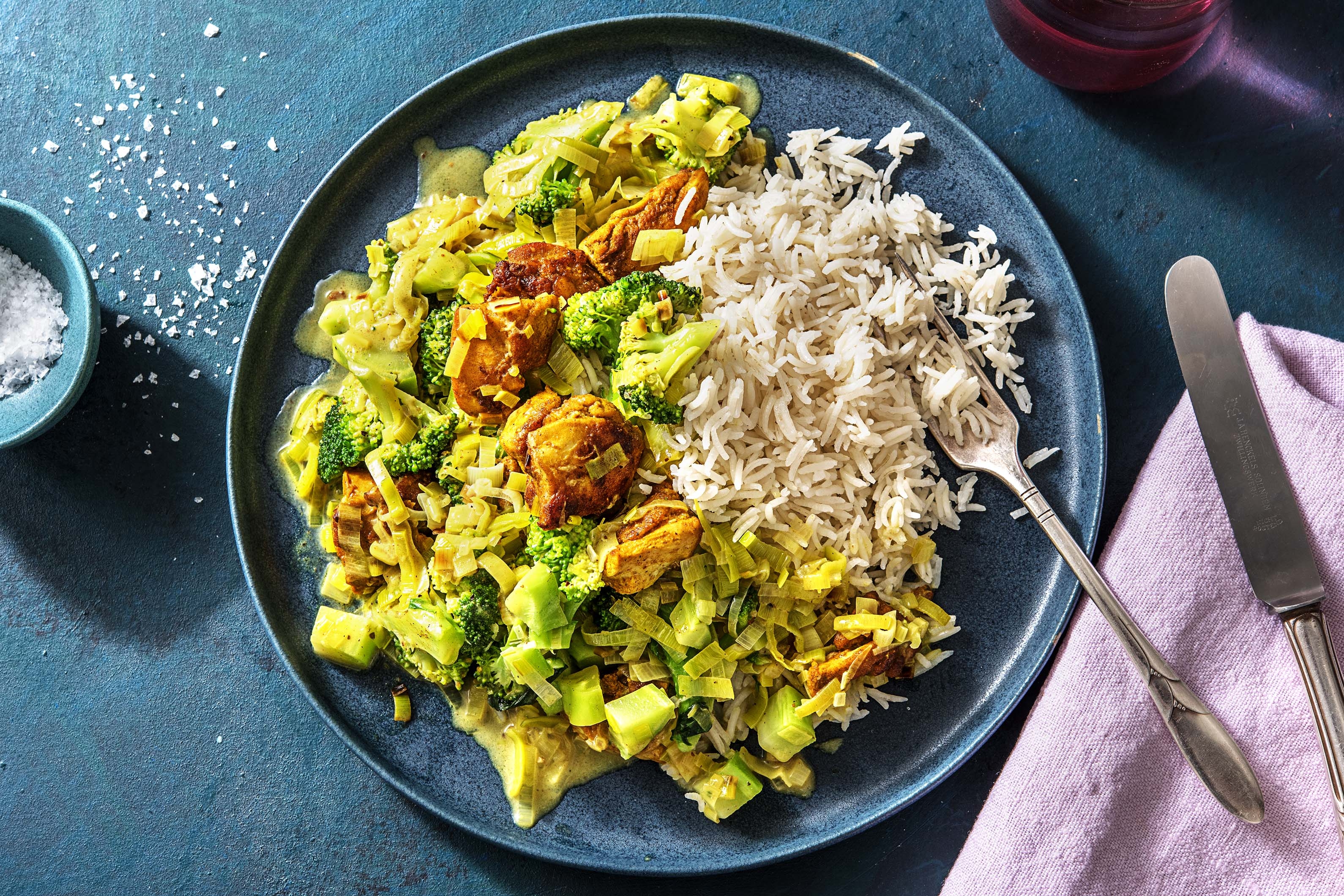 Poulet sauce à la crème et aux poireaux