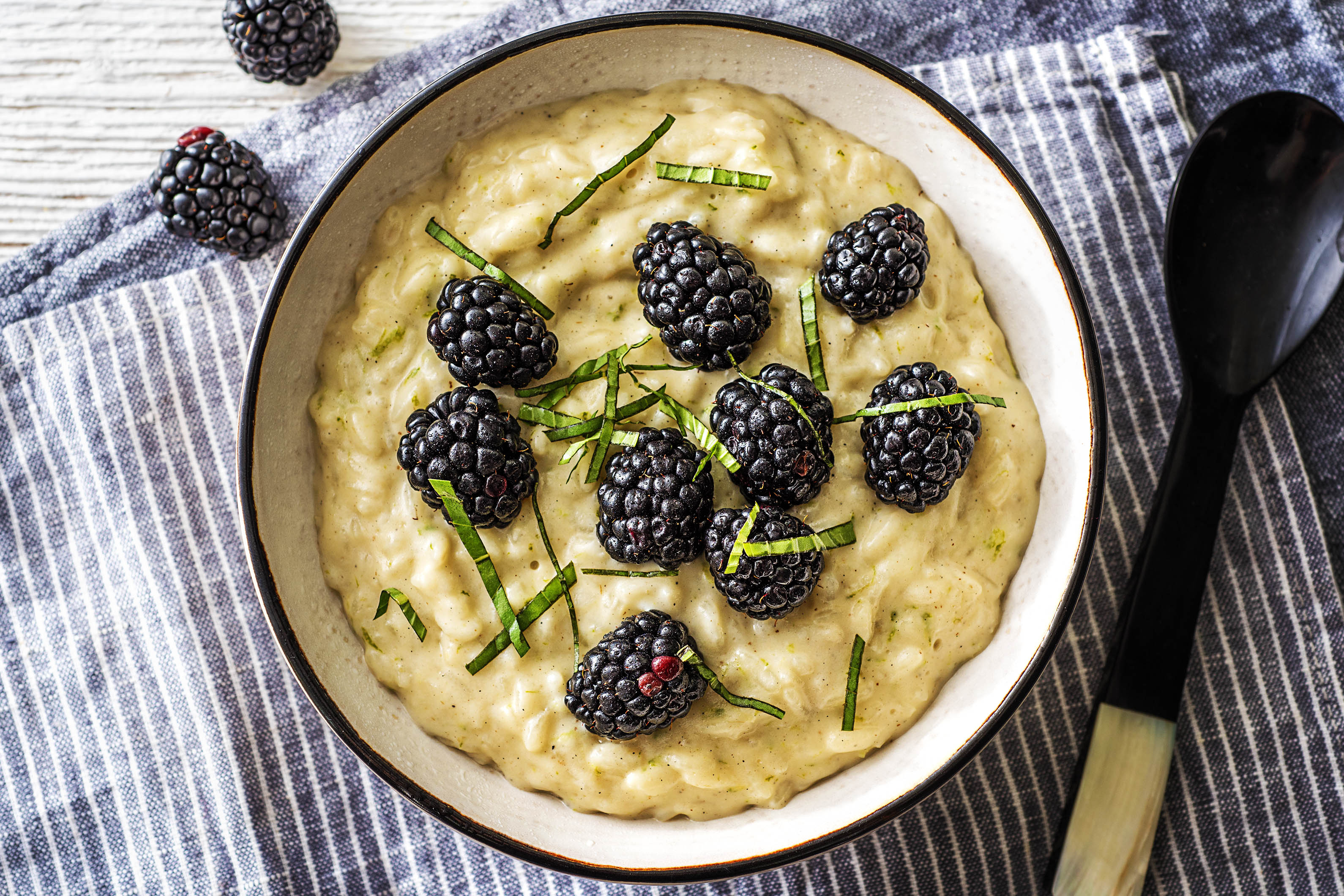 Rijstpudding met bramen en kardemom
