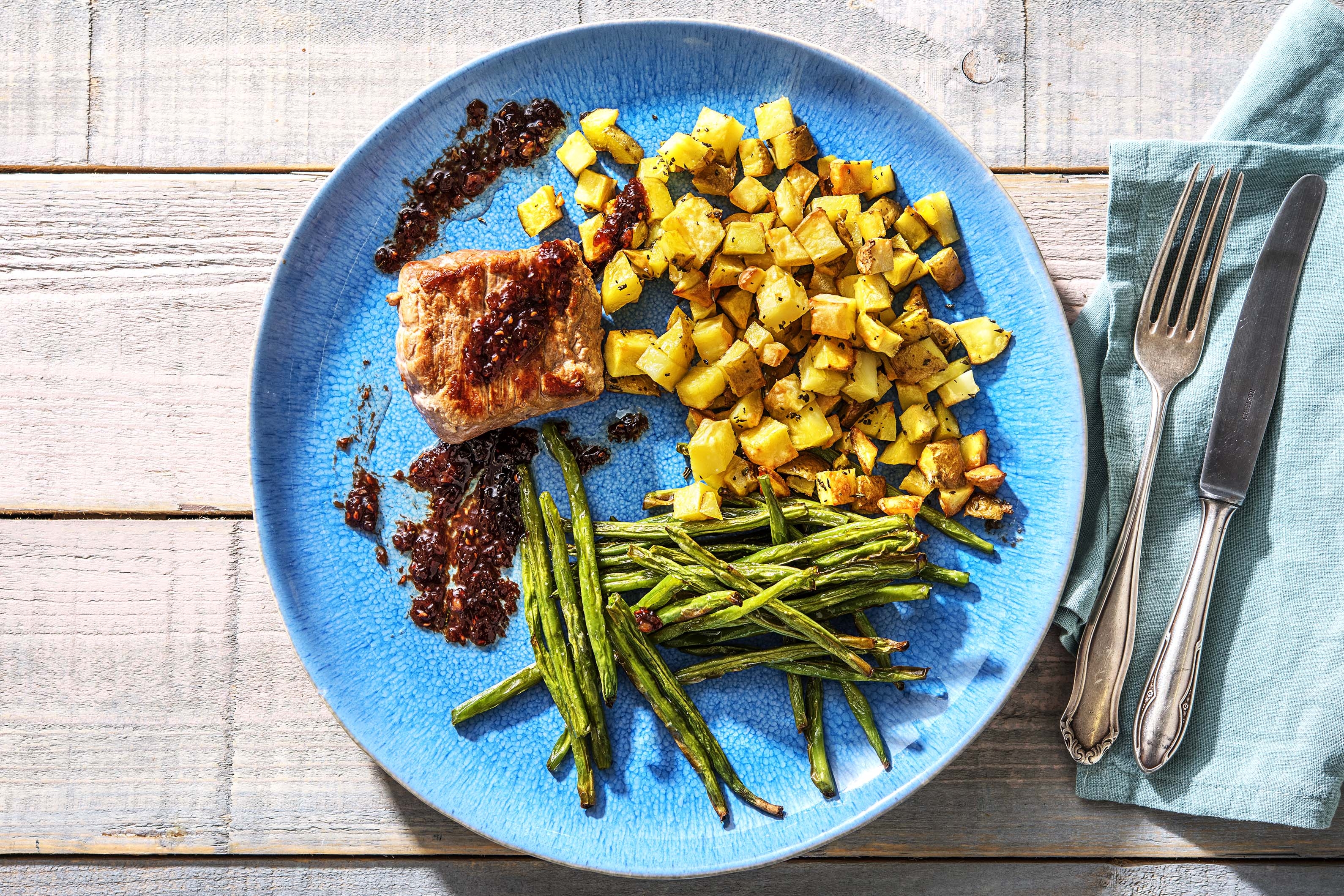Varkenshaas met frambozen-balsamicosaus