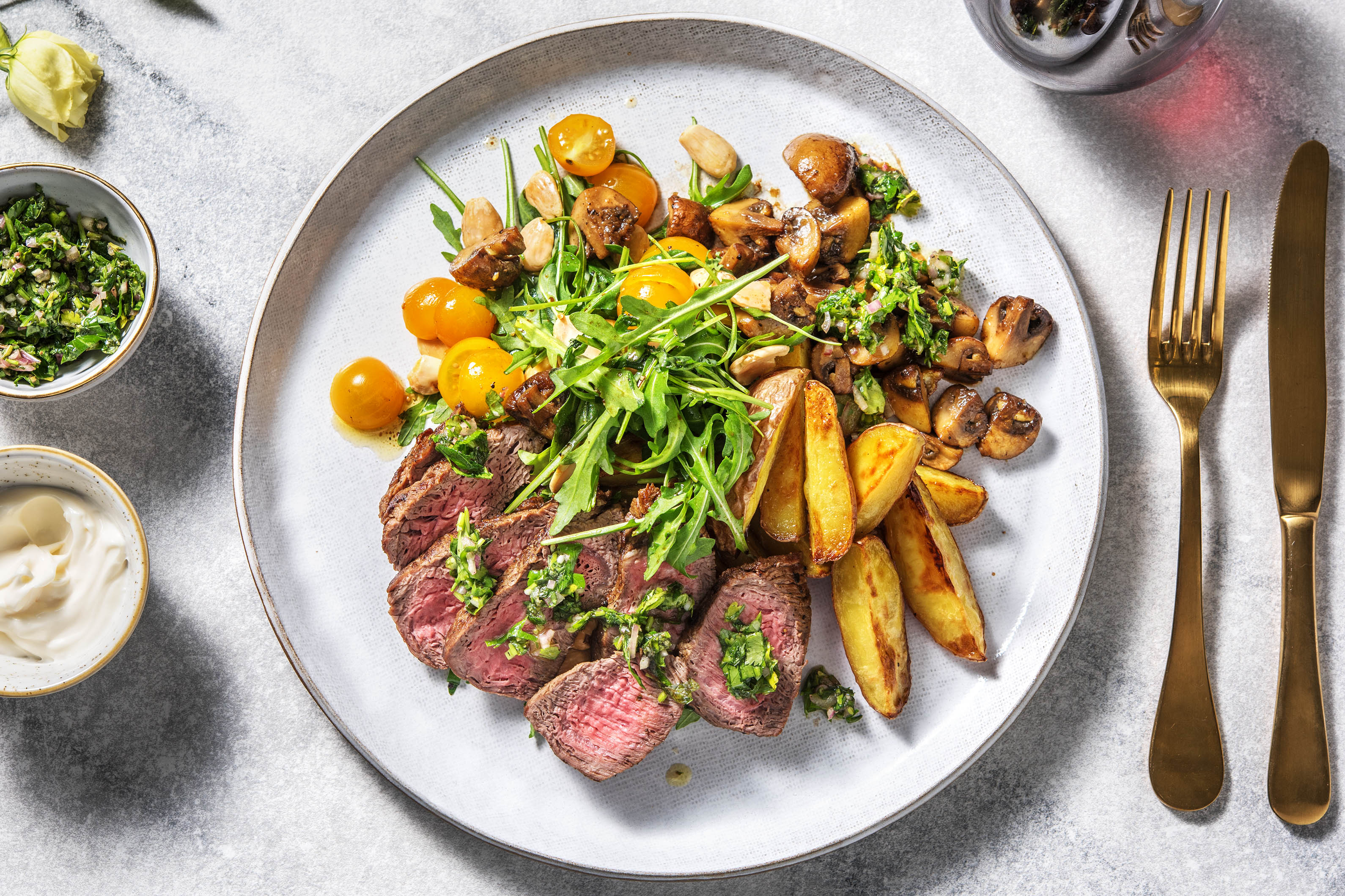 Steak au chimichurri et pommes de terre Roseval
