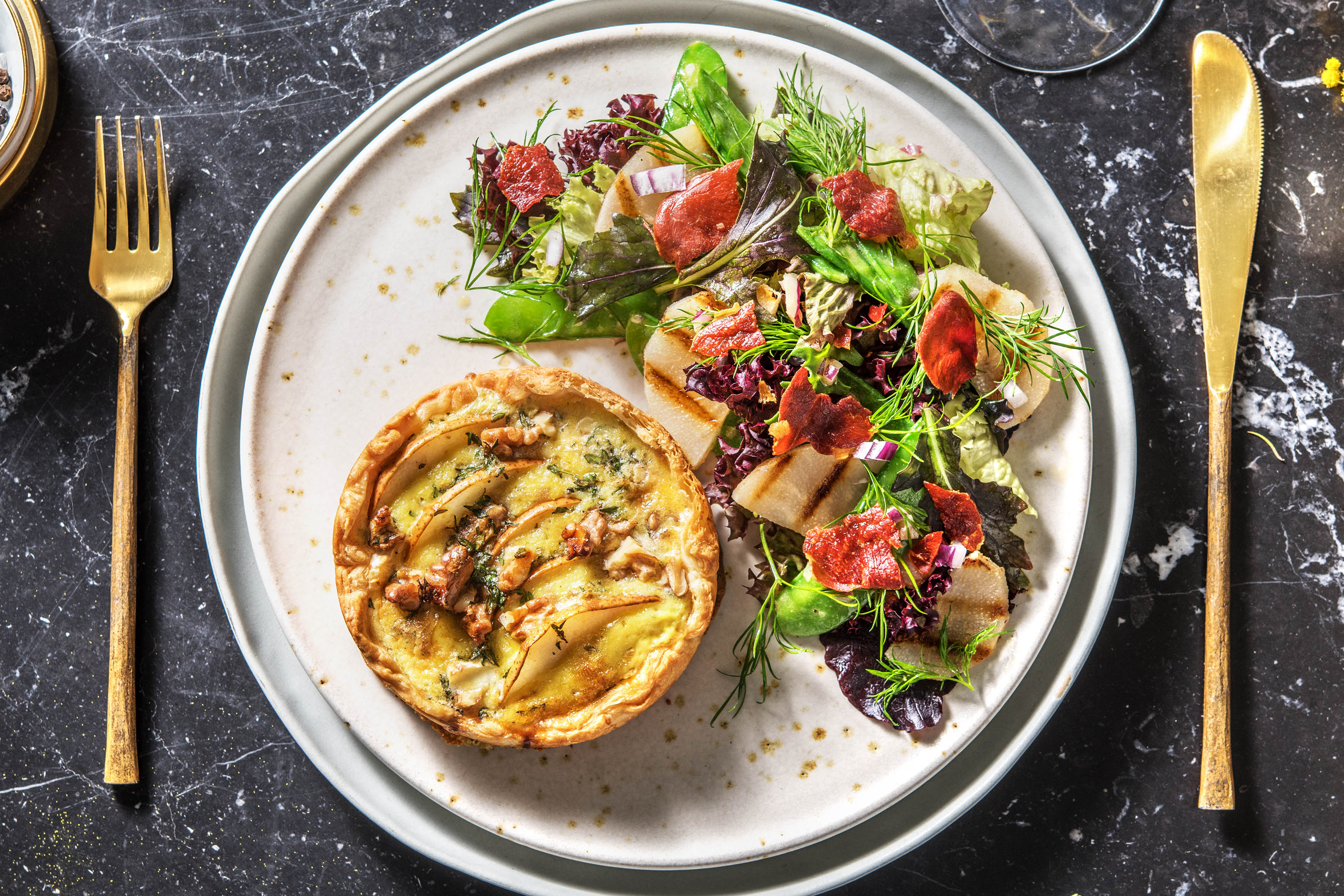 Tartelette gourmet au brie et à la poire