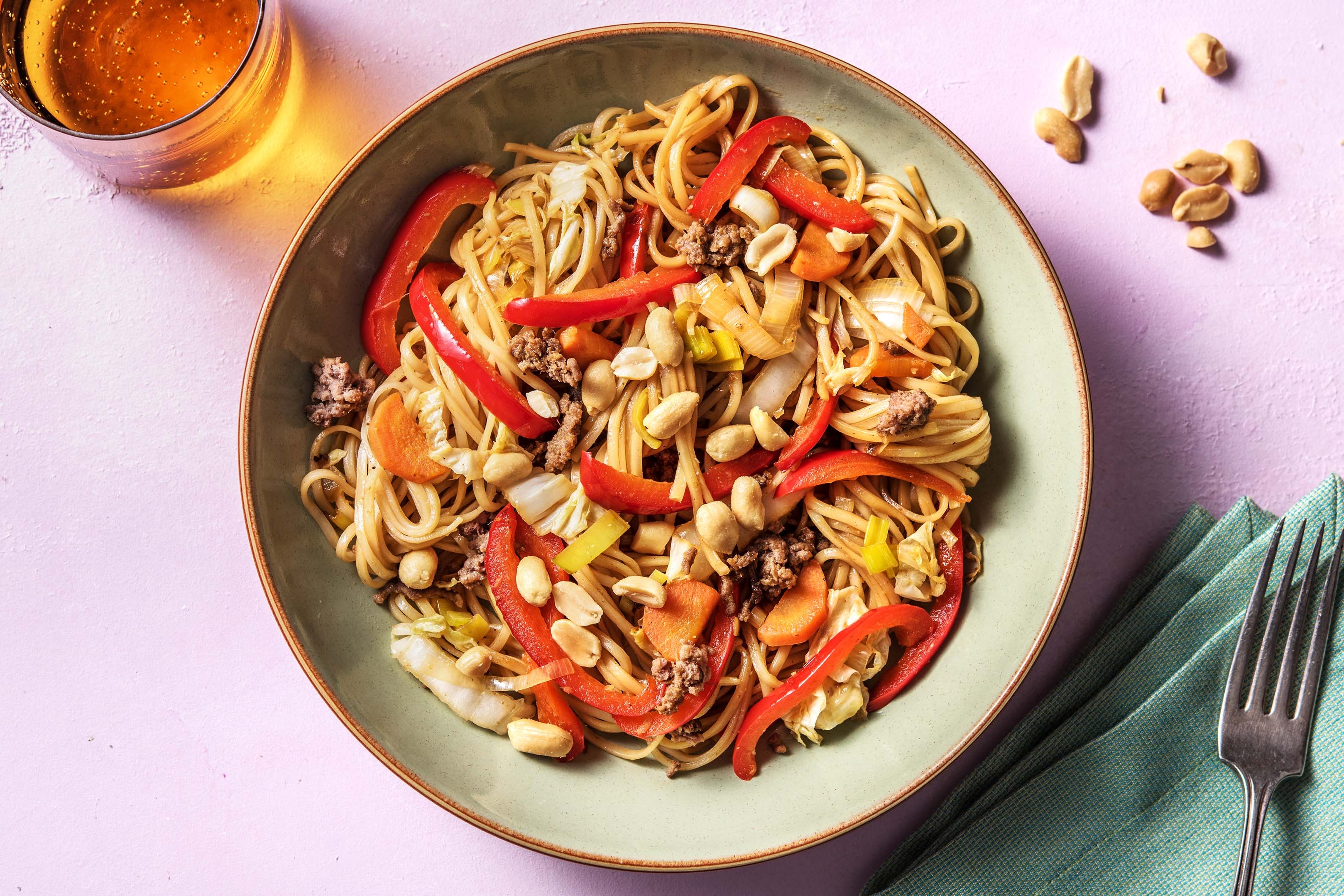 Nouilles et bœuf haché à l’asiatique