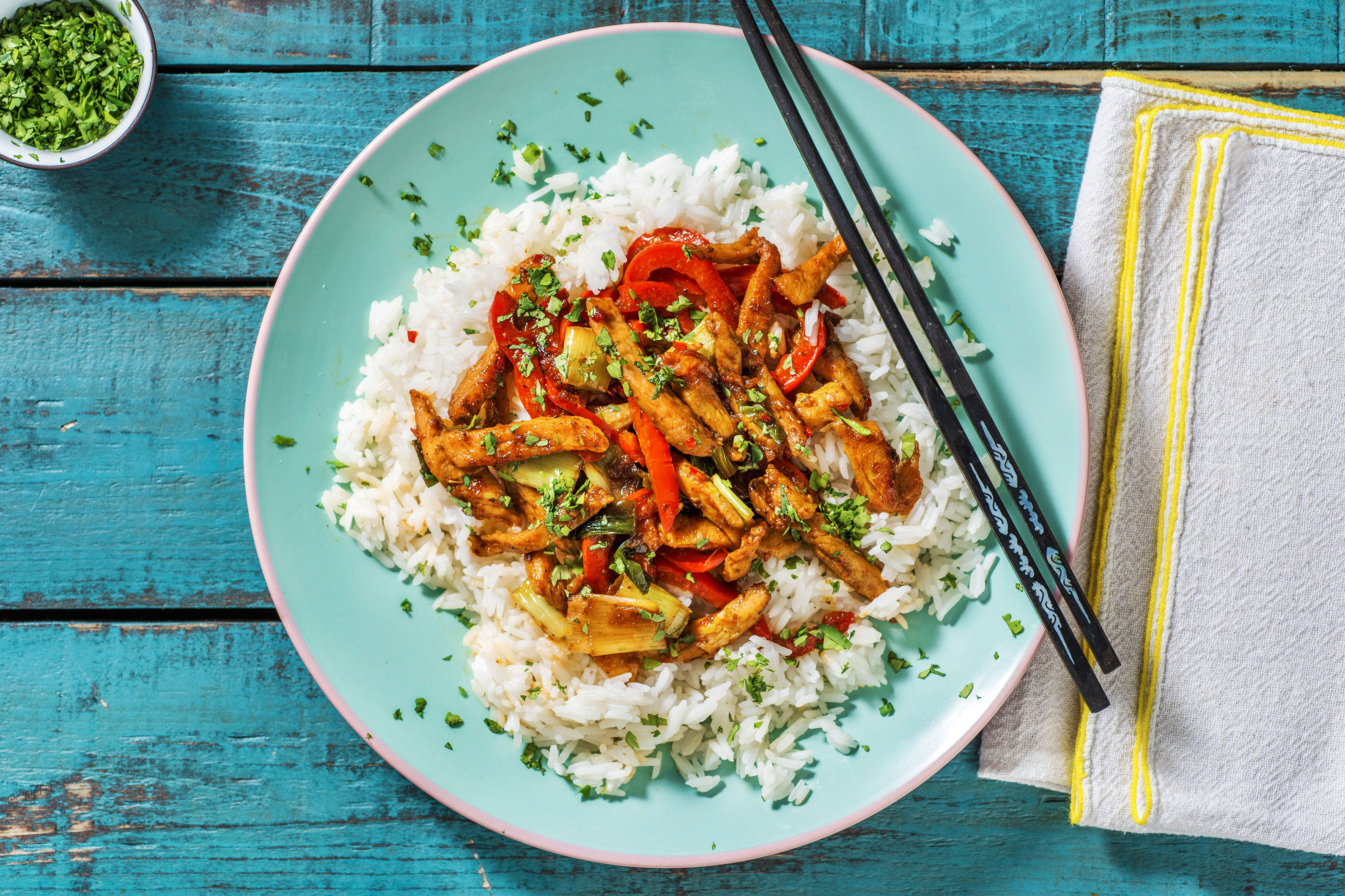 Sauté de filet de poulet épicé à l’asiatique