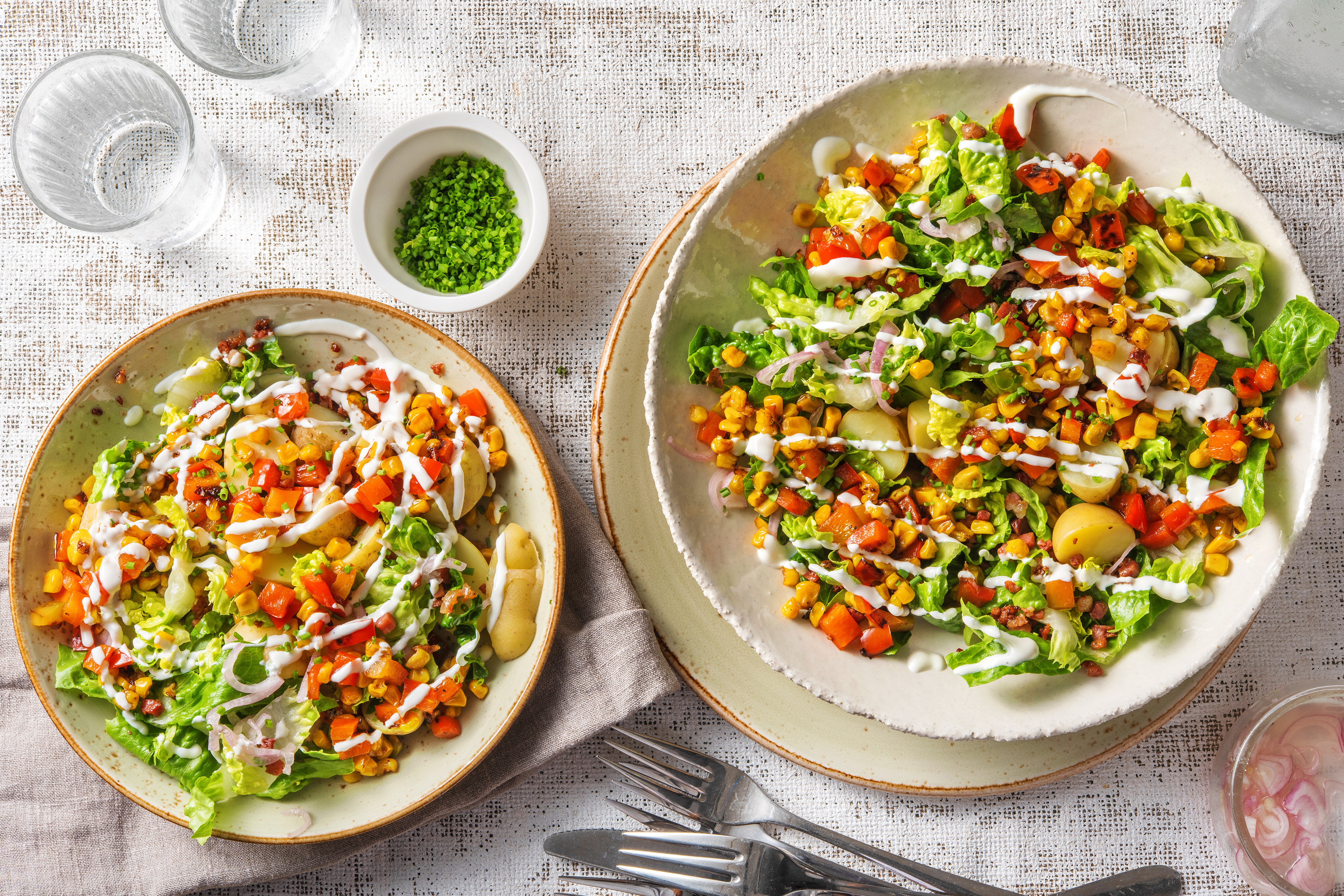 Salade de grenailles au maïs et aux lardons.