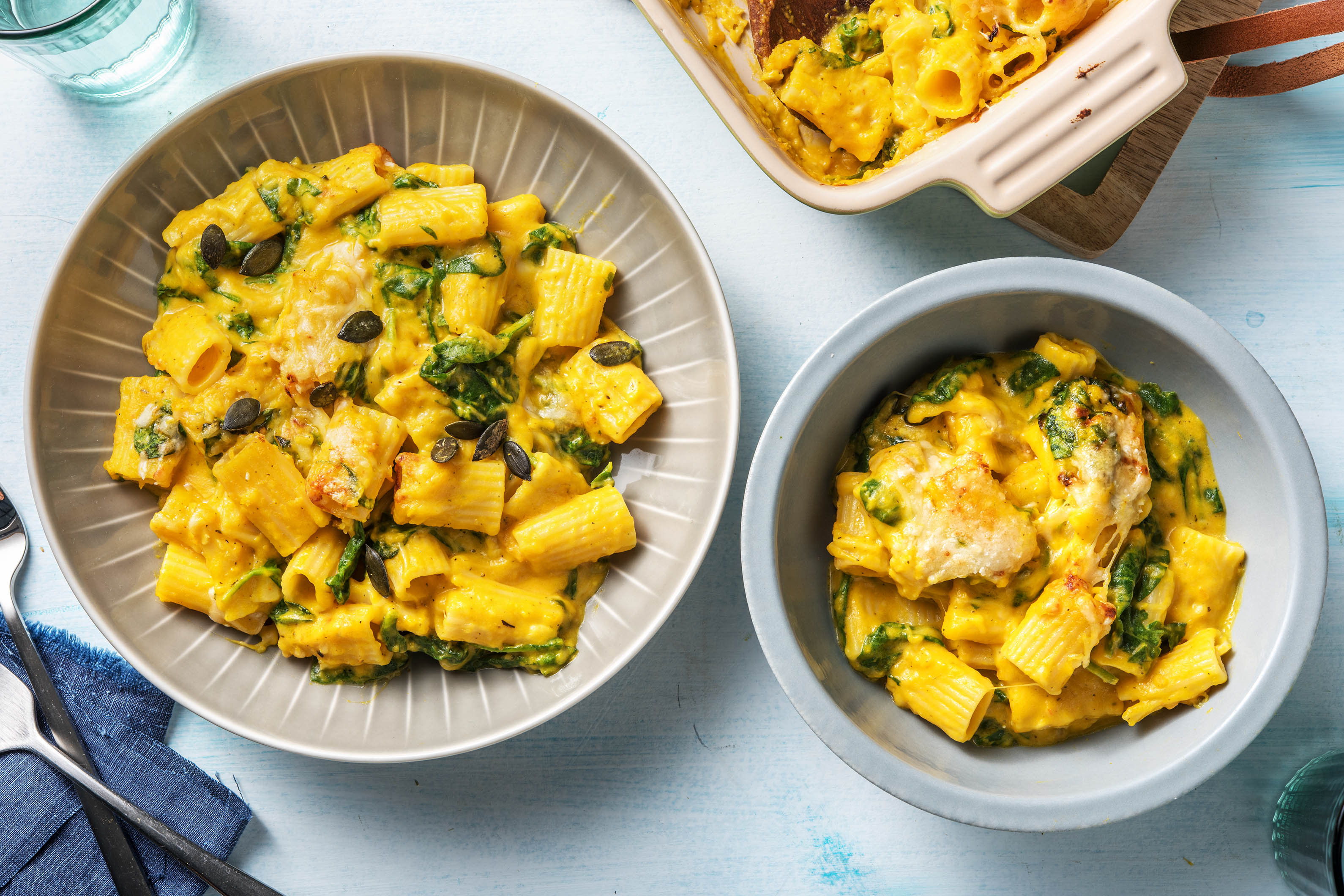 Macaronis avec du fromage et du potiron