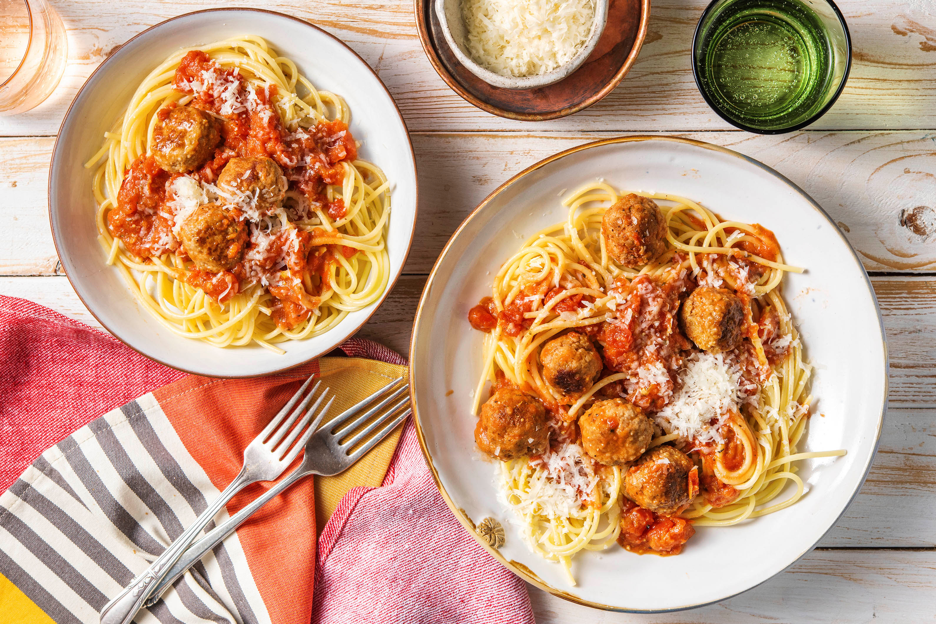 Spaghetti mit Fleischbällchen