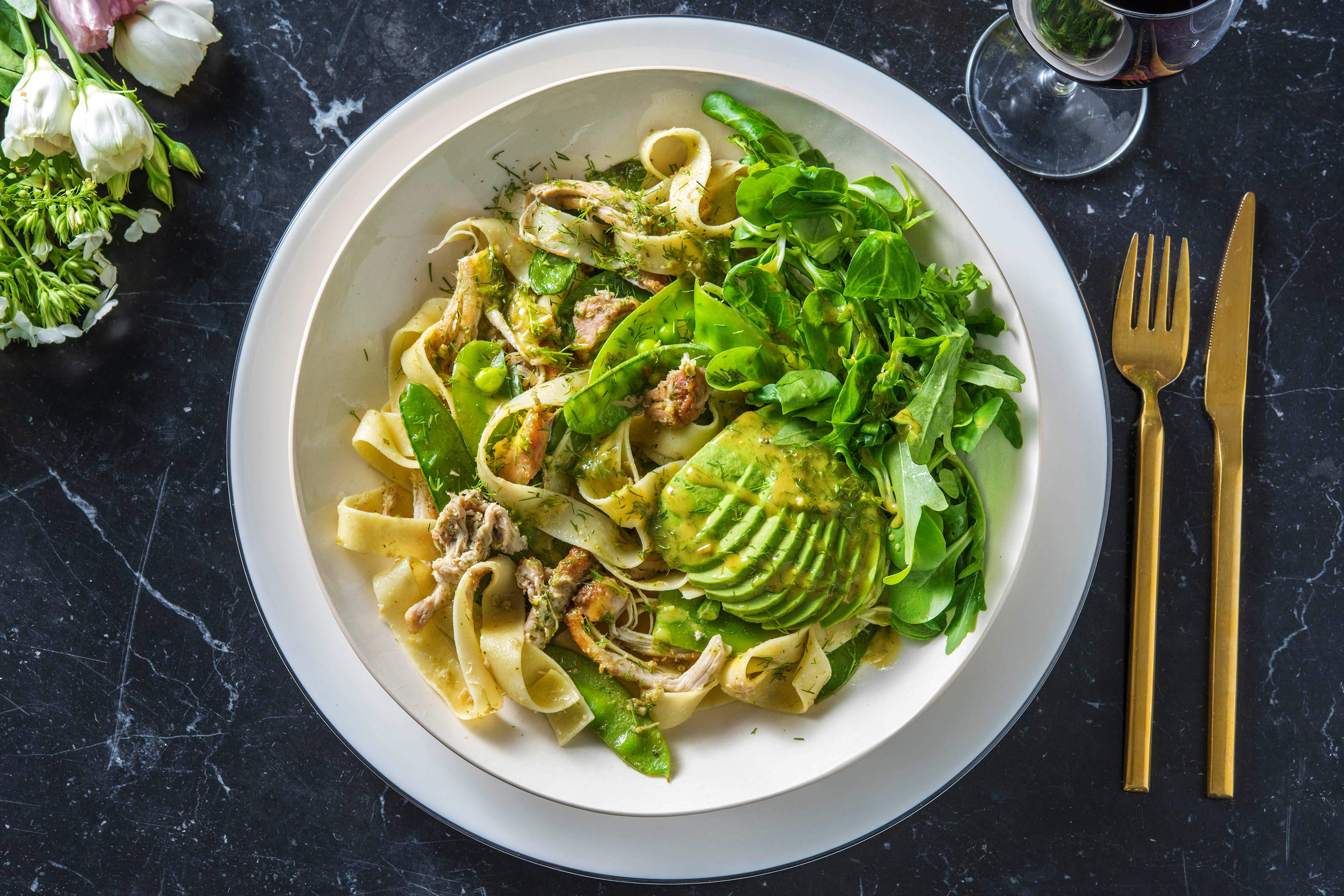 Fraîches parpadelle au poulet confit
