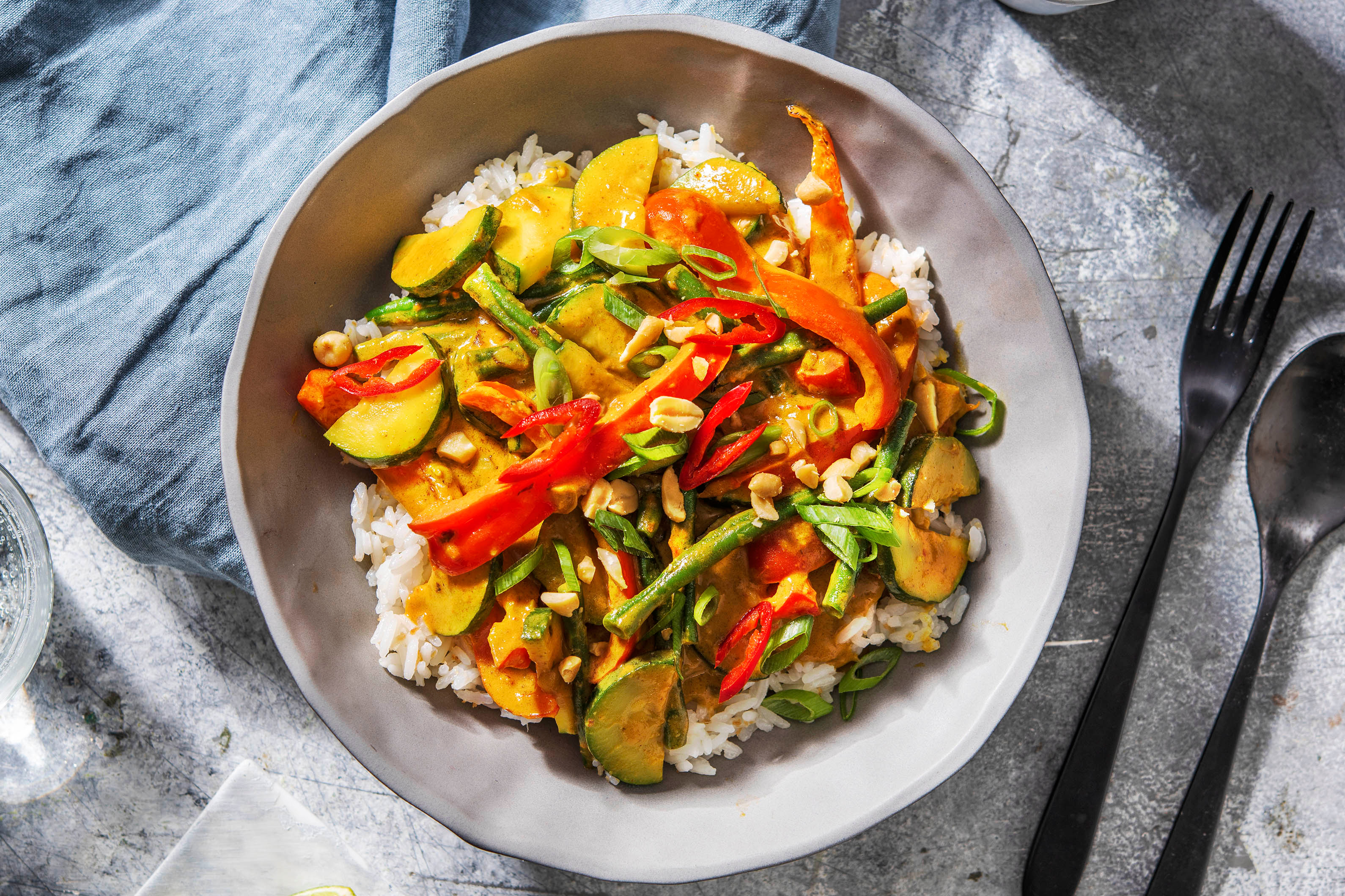 Erdnusscurry mit Kokosreis