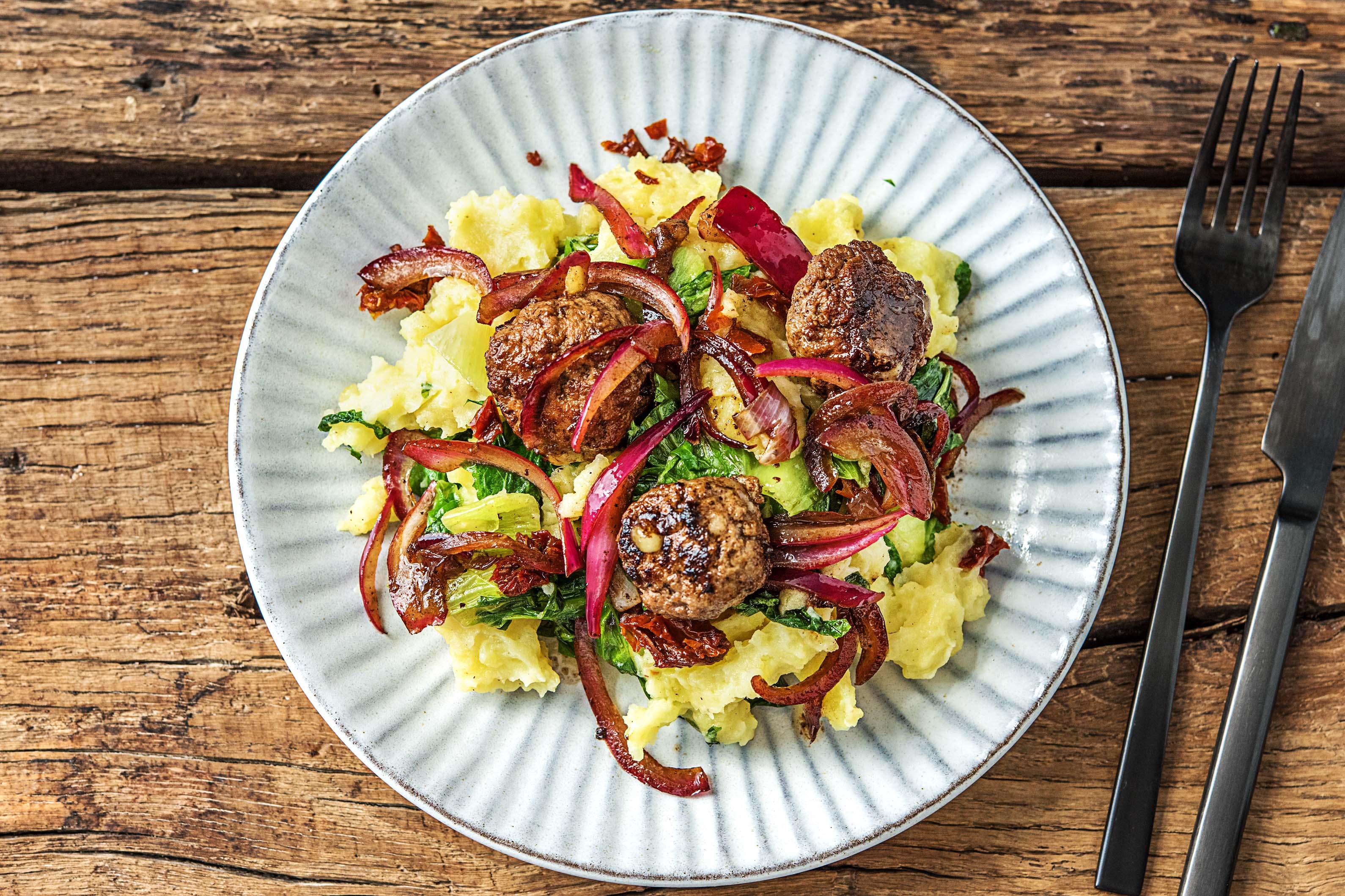 Andijviestamppot met gehaktballetjes