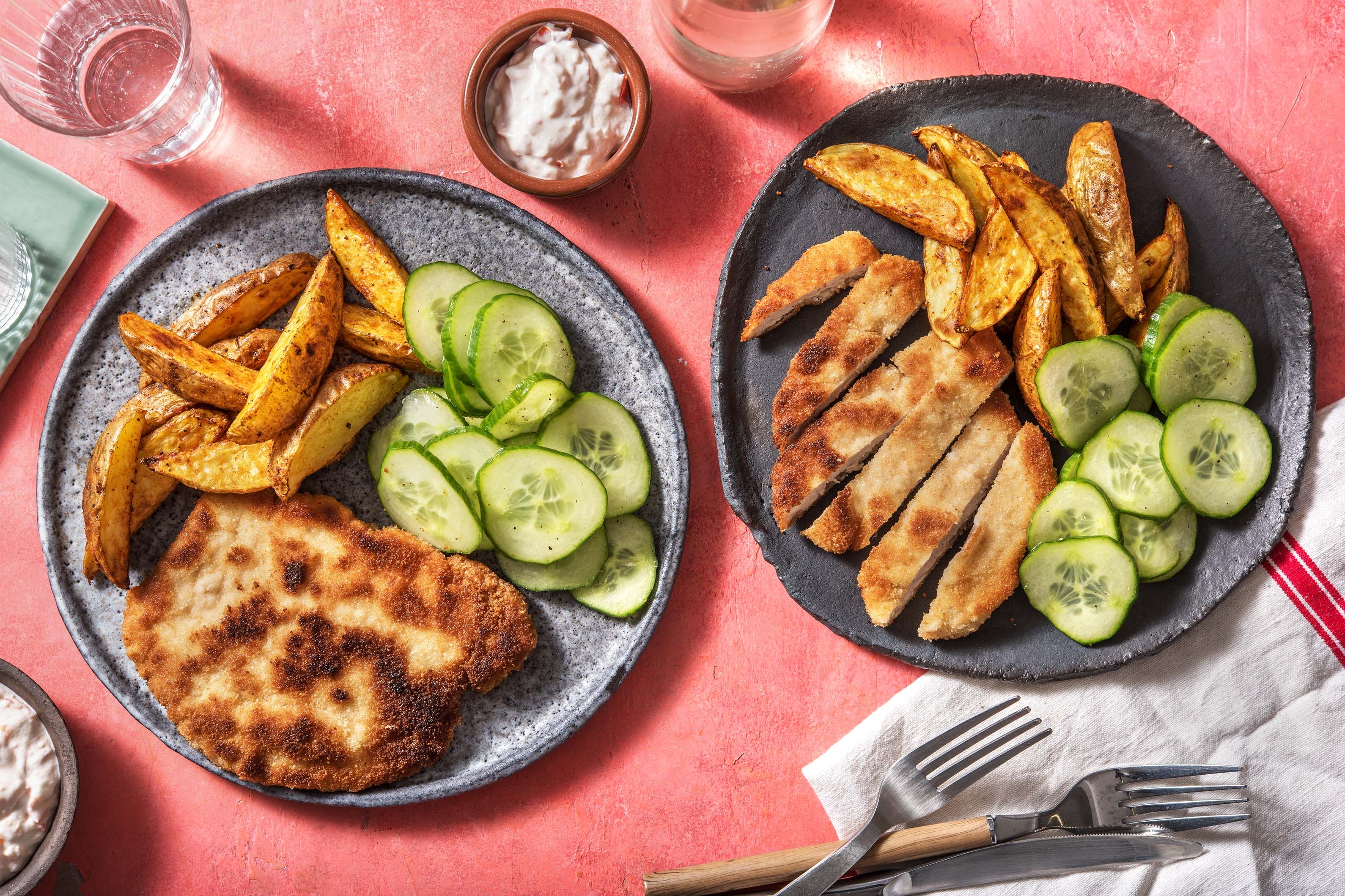 Schnitzel mit Ofenpommes