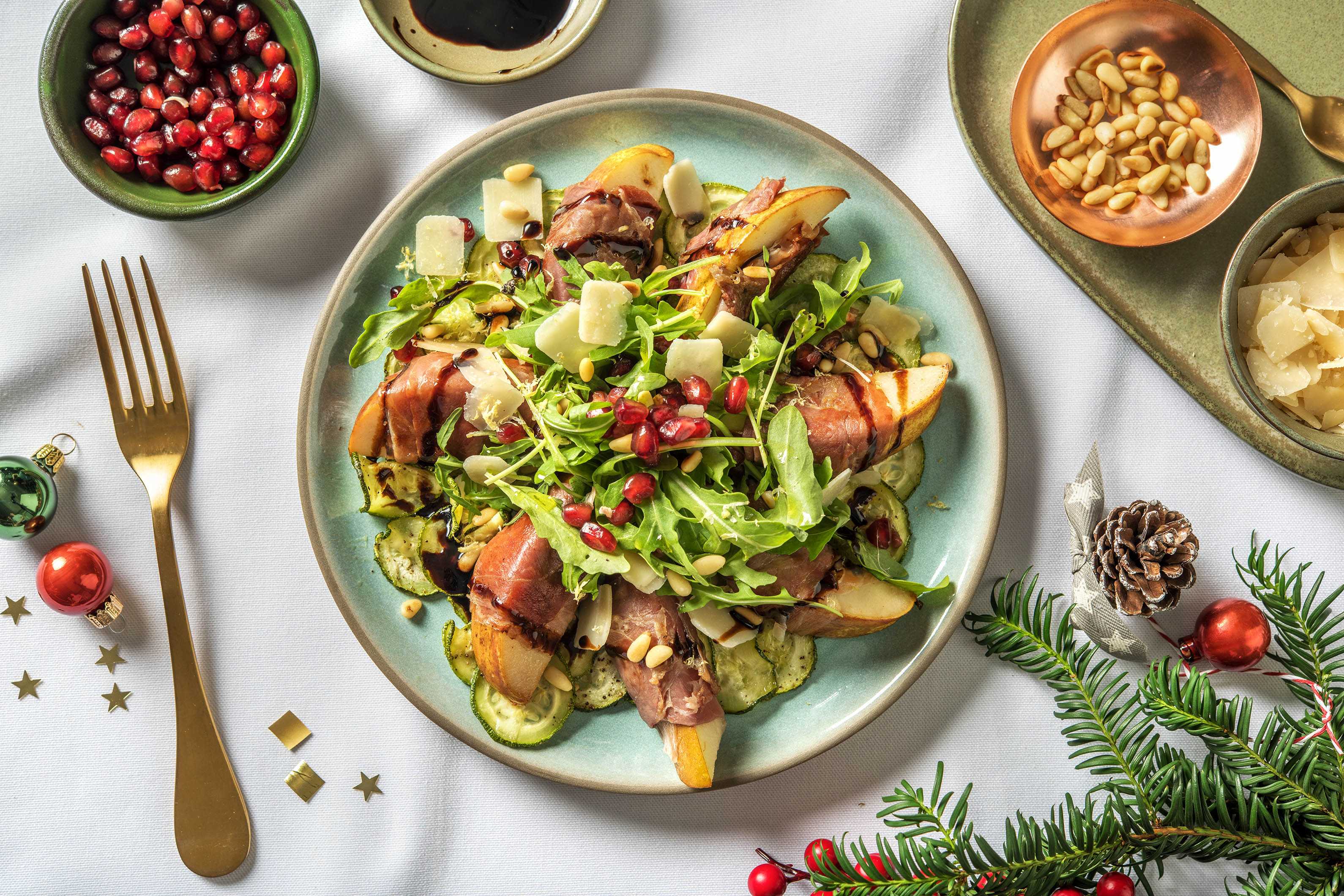 Prosciutto-Birnen auf Zucchini-Carpaccio