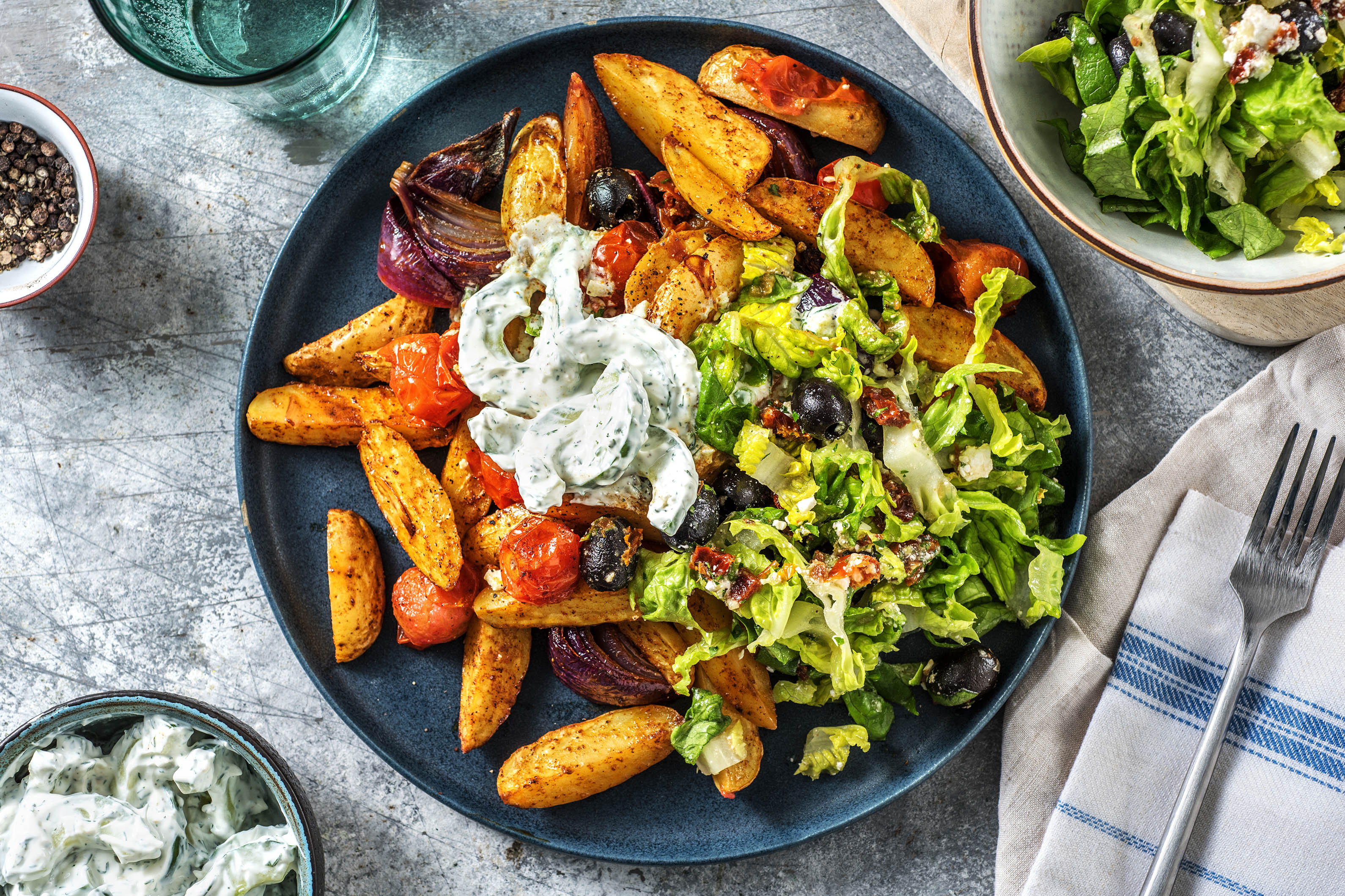 Griechische Kartoffelsalat-Bowl