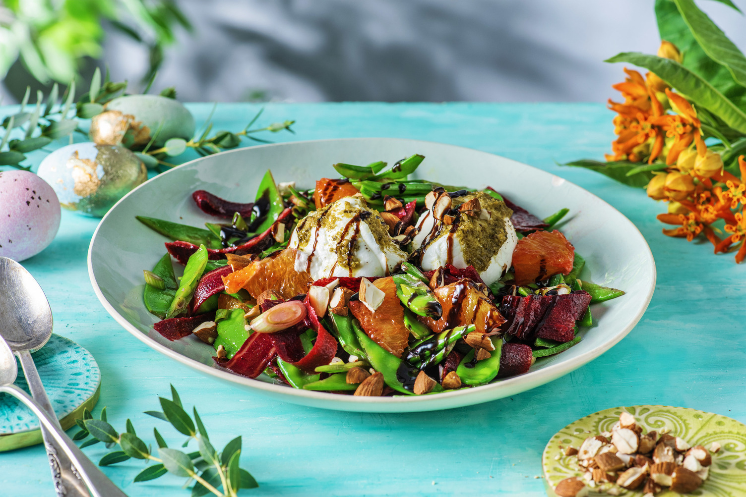 Für Ostern: Frühlingssalat mit Büffelmozzarella