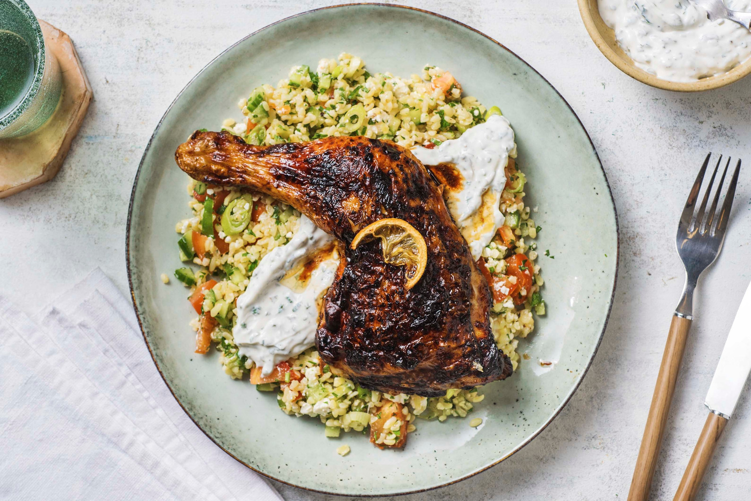 Honig-Zitronen-Keulen mit Tabbouleh
